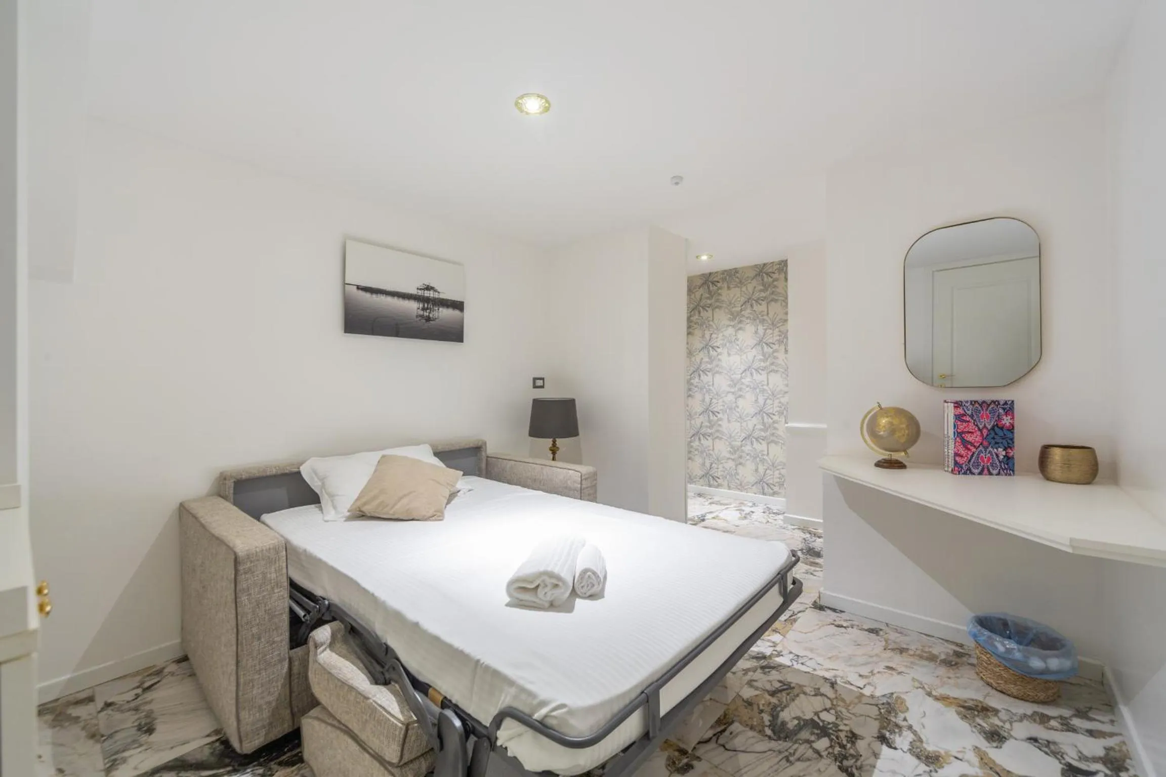 Bedroom, Bed in Duomo Smart Suites