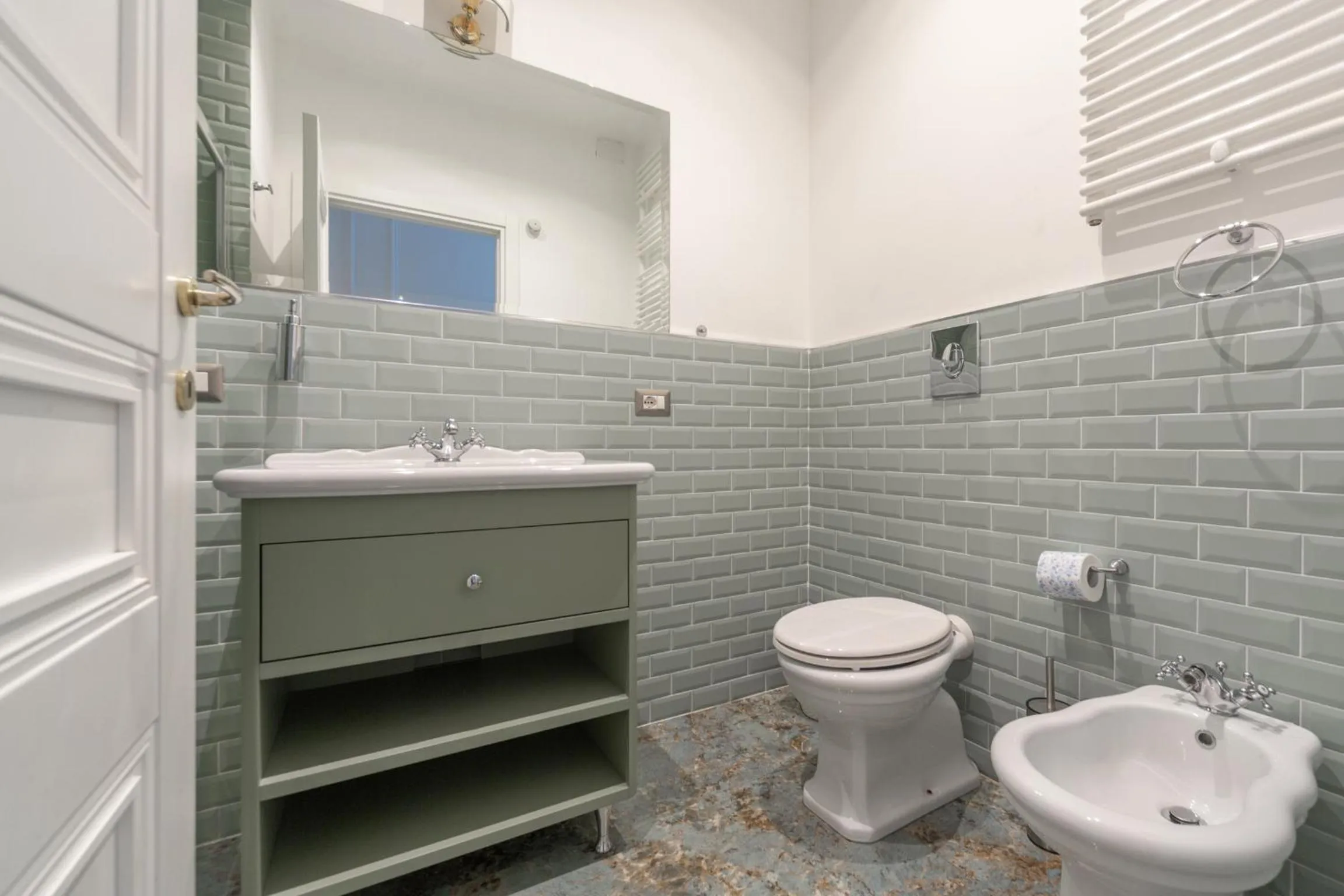 Bathroom in Duomo Smart Suites