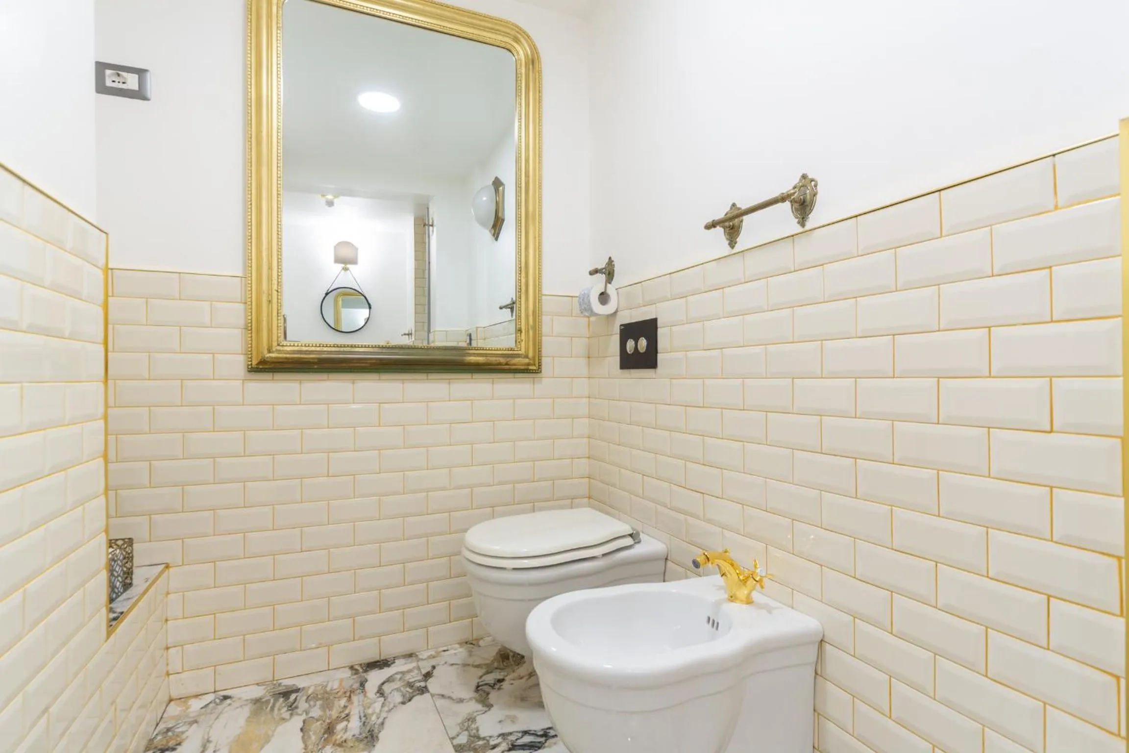 Bathroom in Duomo Smart Suites