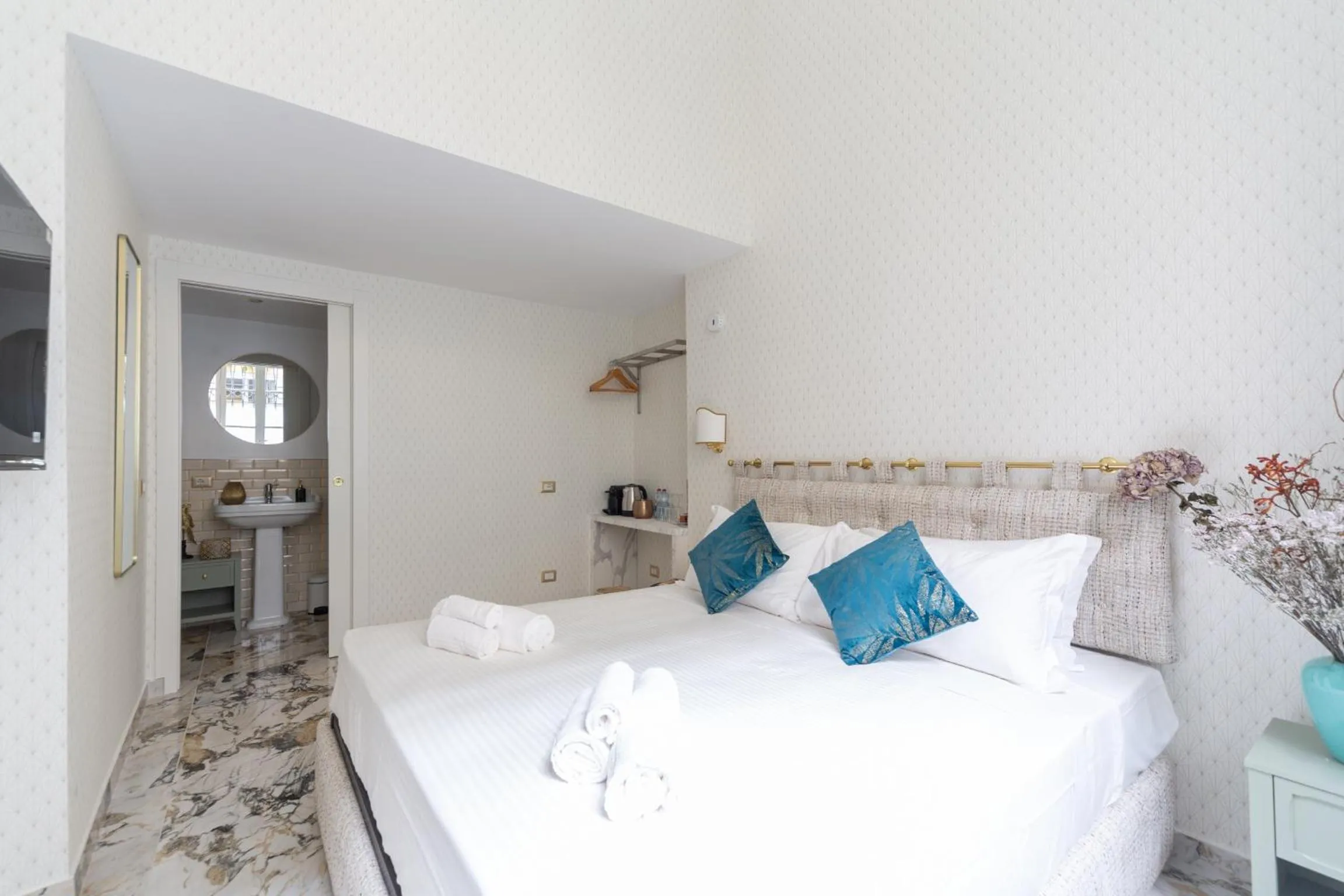 Bedroom, Bed in Duomo Smart Suites