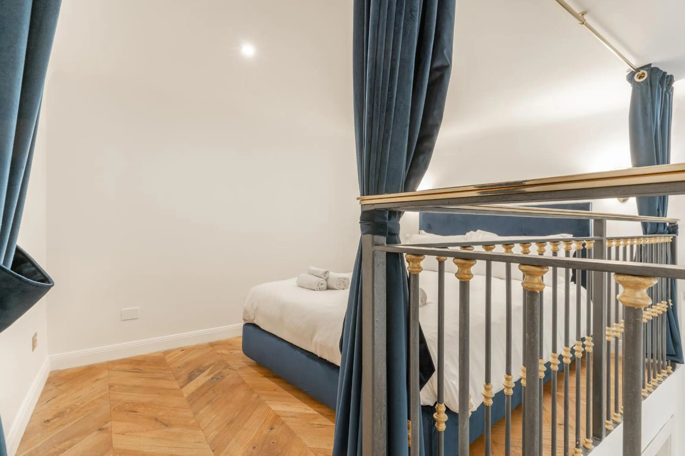 Bed in Duomo Smart Suites