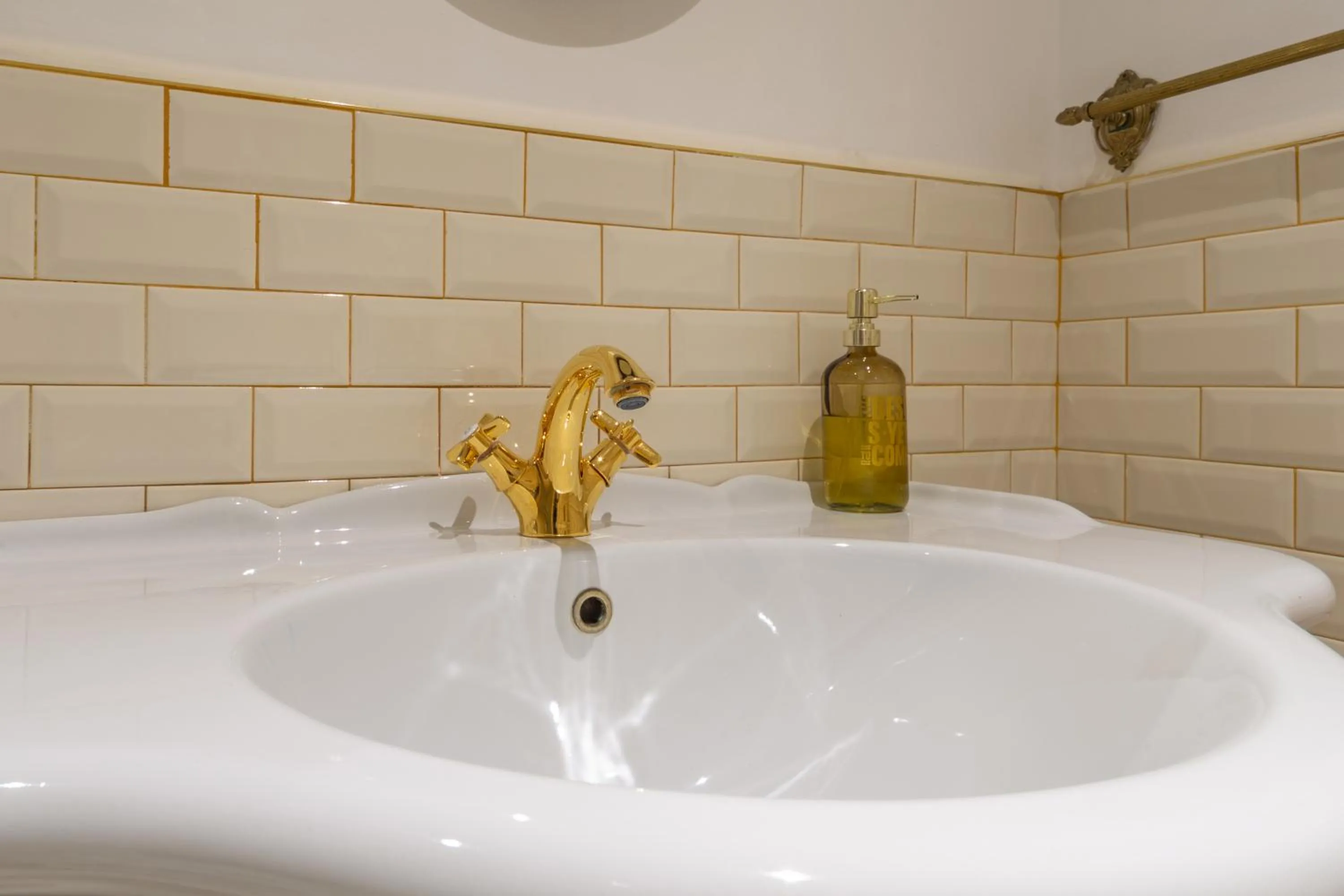 Bathroom in Duomo Smart Suites