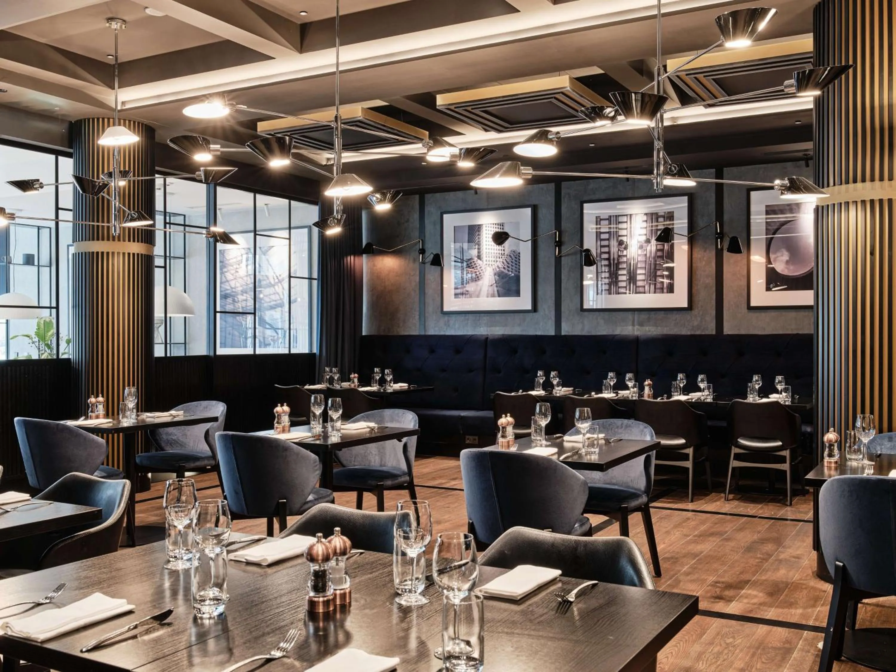 Restaurant/places to eat in Radisson Collection Hotel, Warsaw