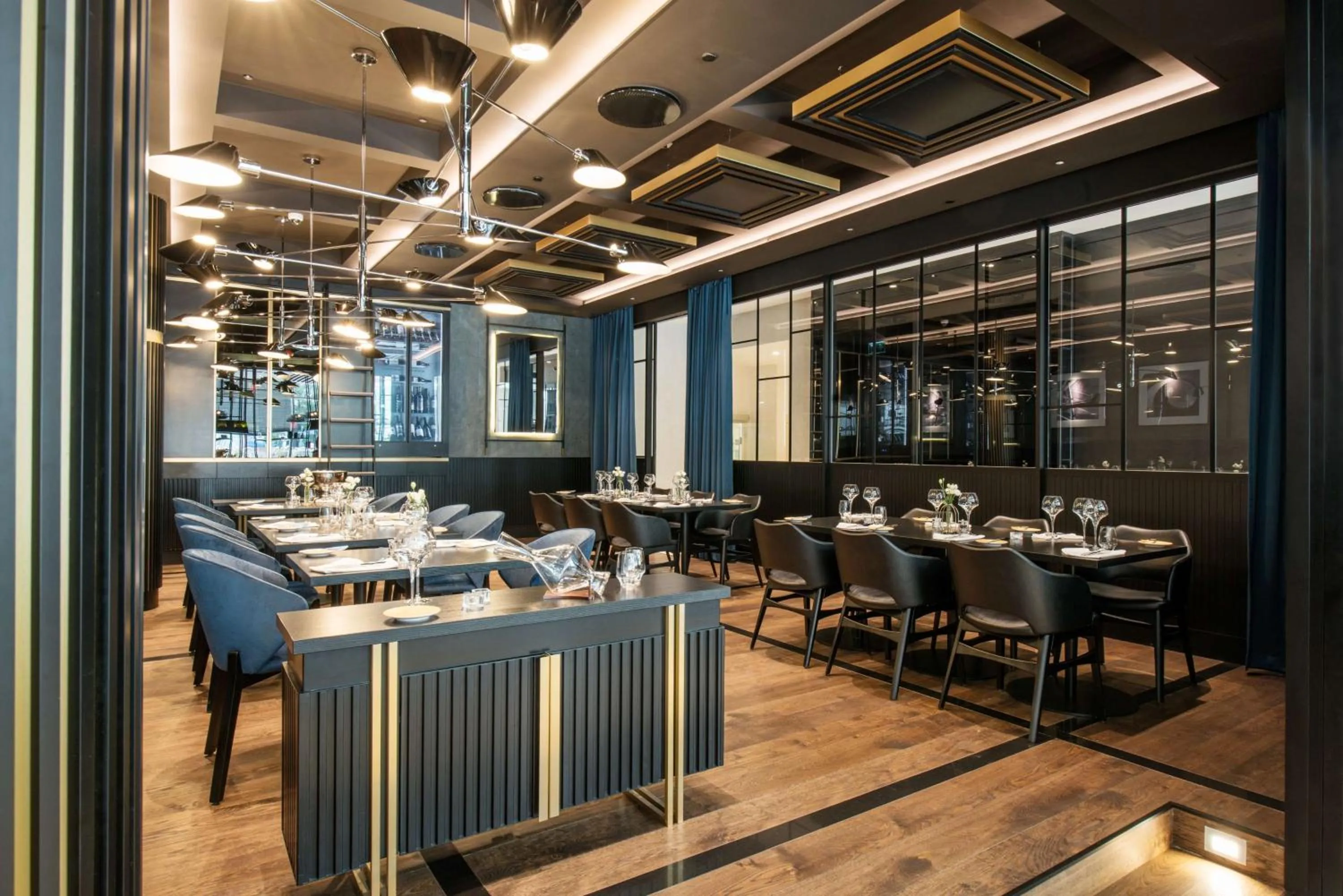 Restaurant/places to eat in Radisson Collection Hotel, Warsaw