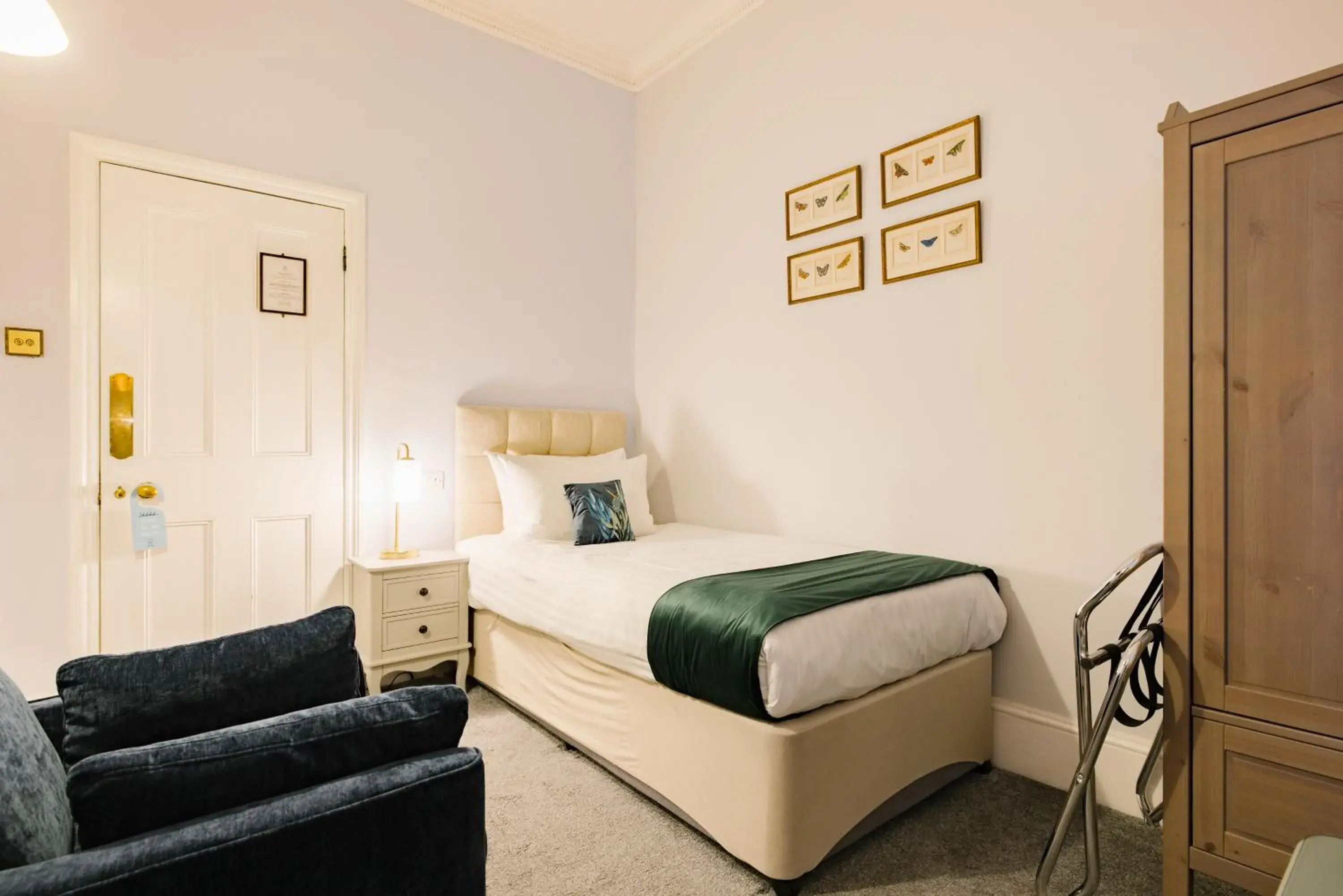 Single Room in The Abbey Notting Hill Single Room in The Abbey Notting Hill