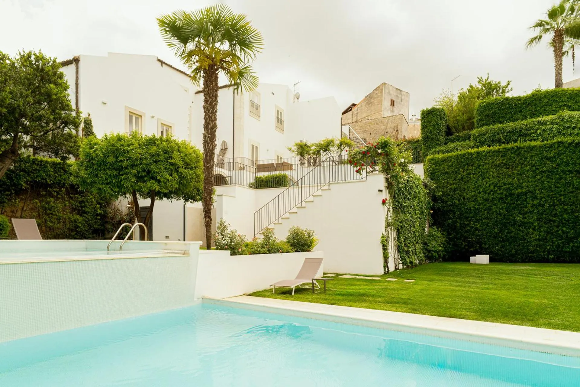 Property building in Villa Del Lauro