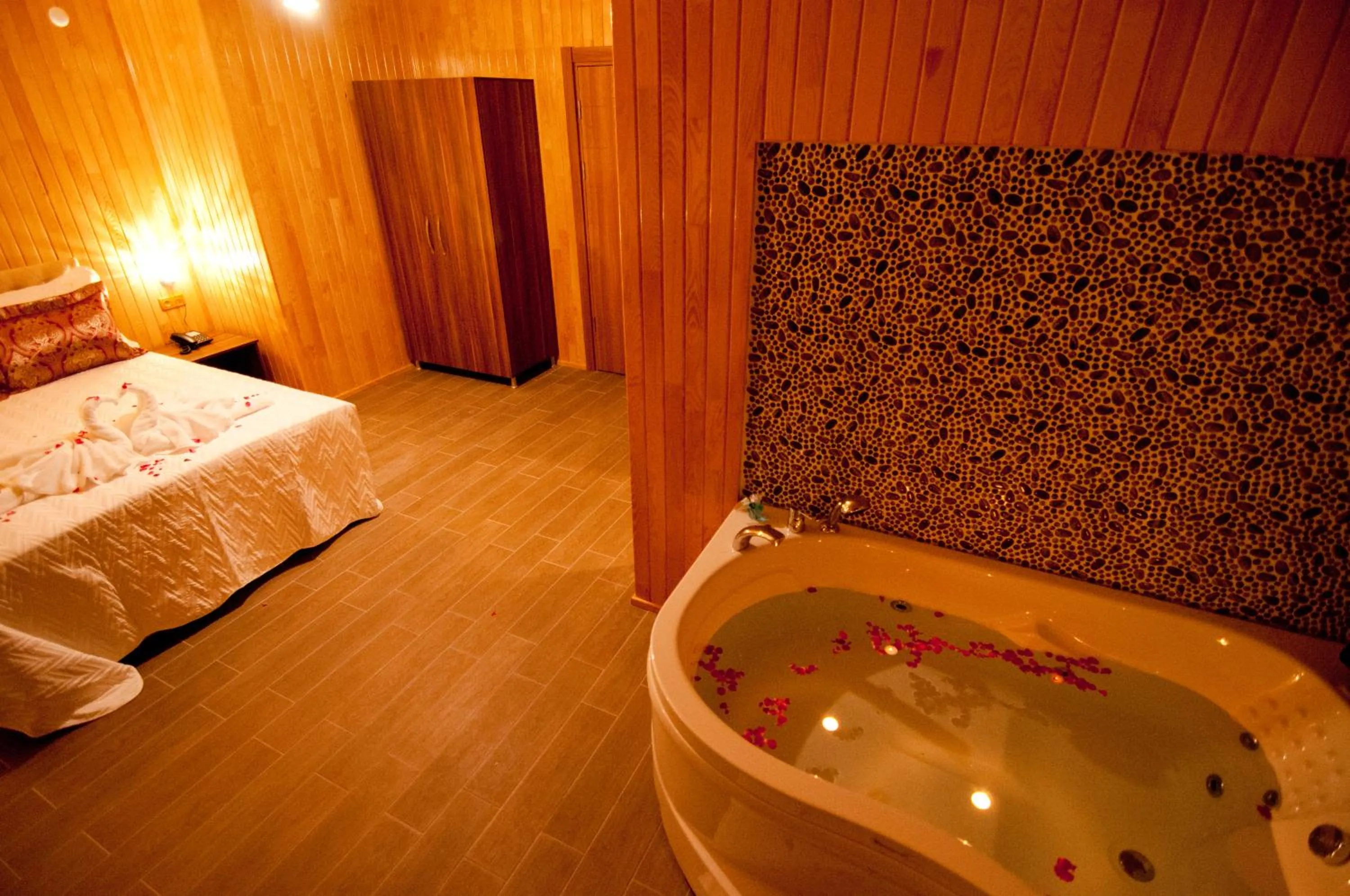 Bedroom, Bed in DEFNE OTEL