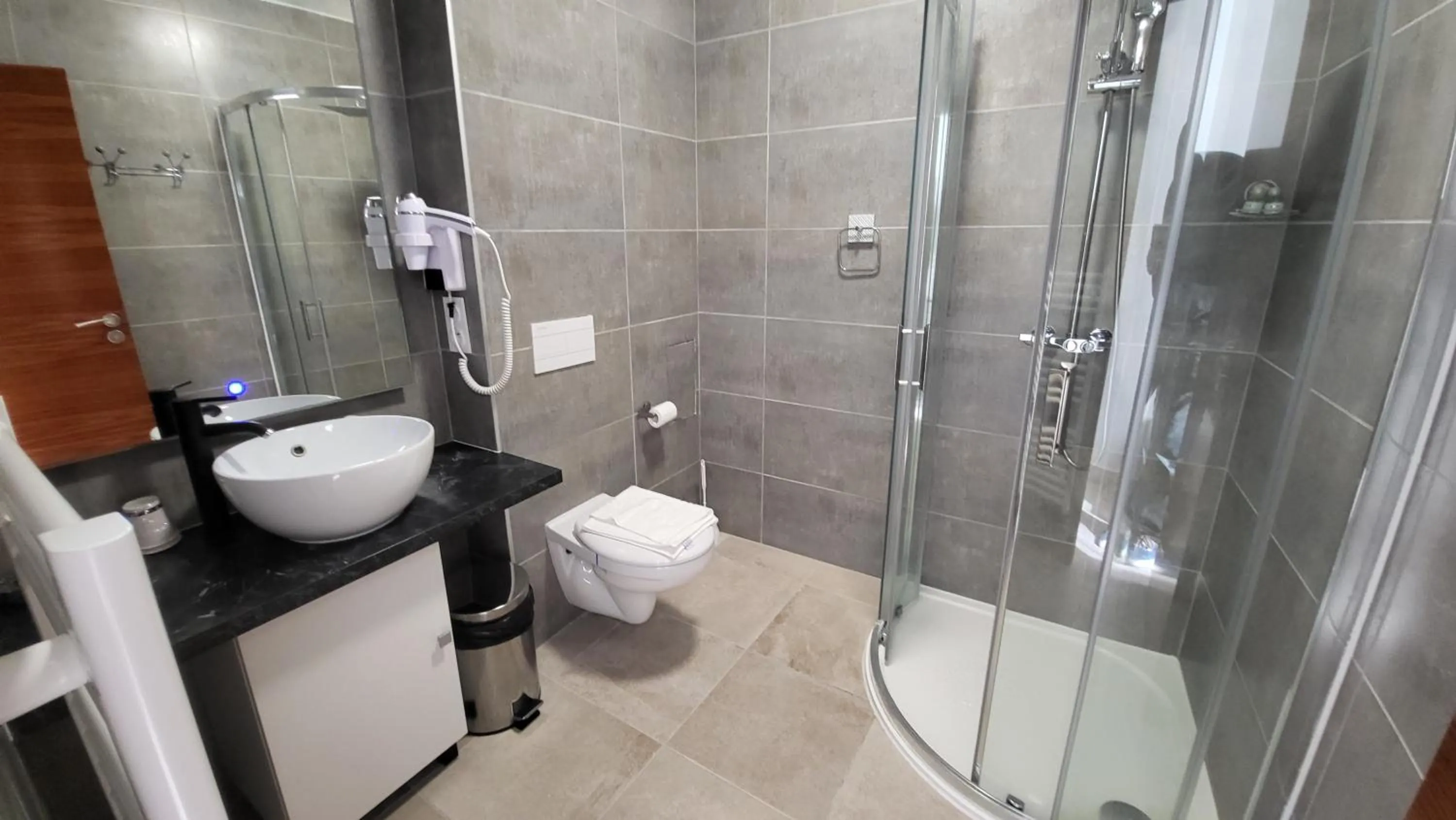 Bathroom in SQUARE HOTEL