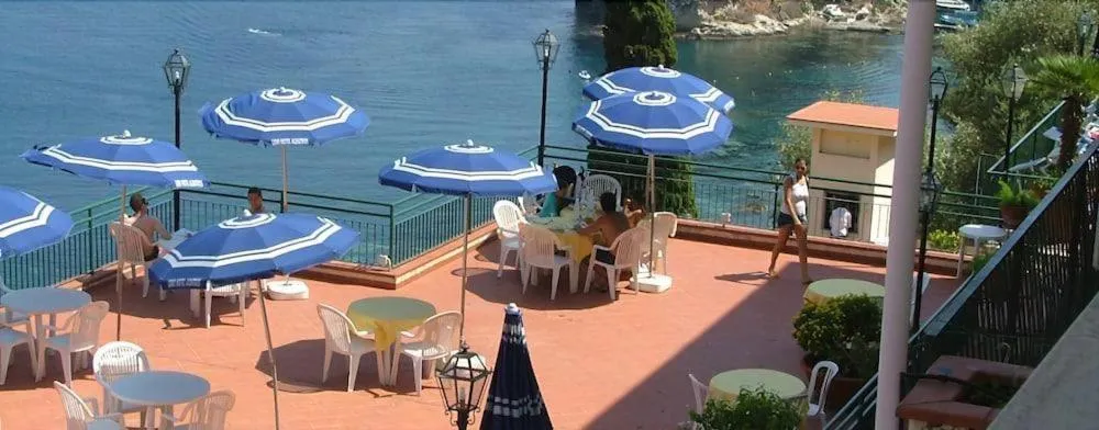 Restaurant/places to eat in Bay Palace Mazzarò