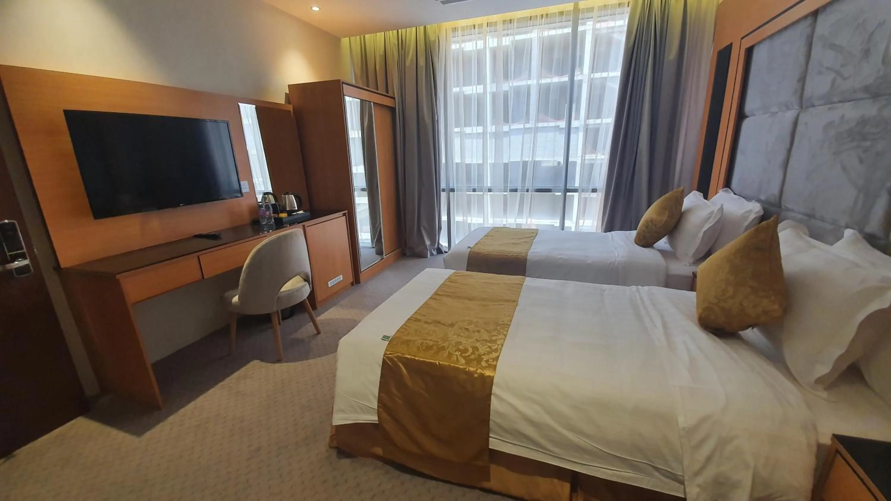 Bed in Al Rayyan Tower