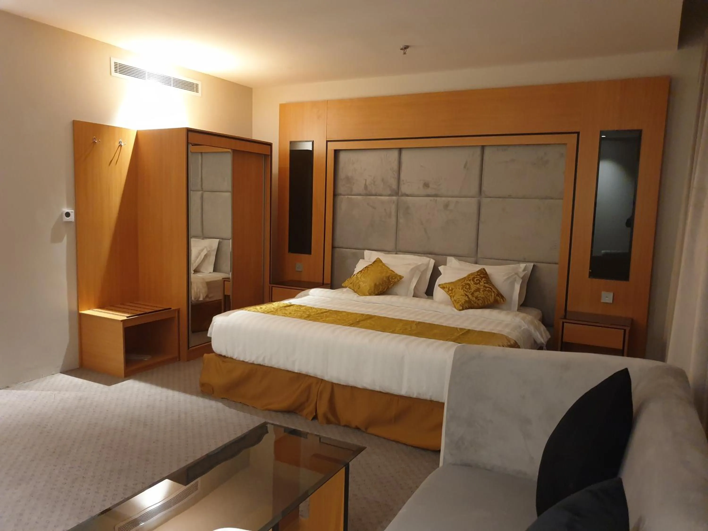 Bedroom, Bed in Al Rayyan Tower