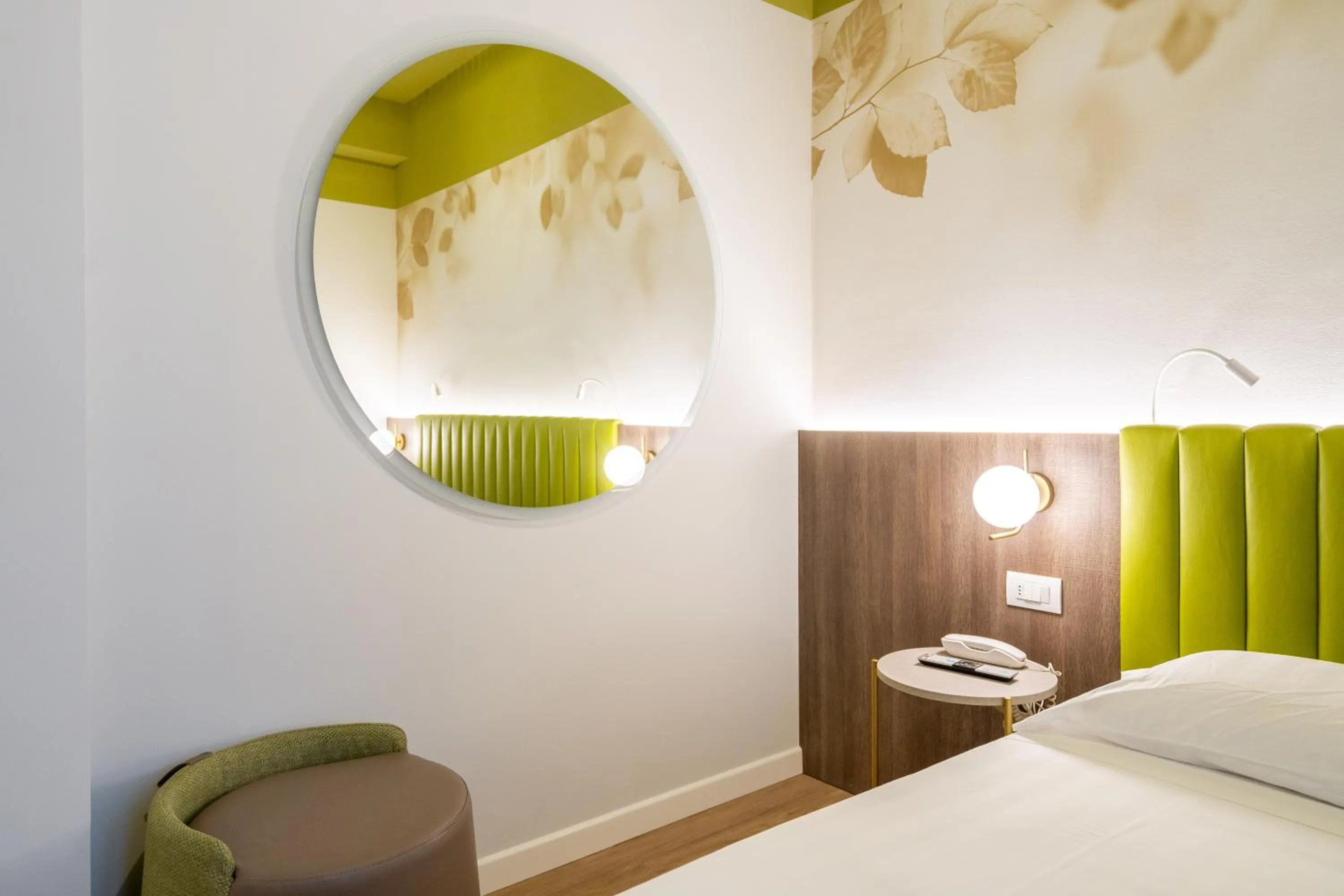 Bedroom, Bed in Hotel Regina Elena 57 & Oro Bianco SPA