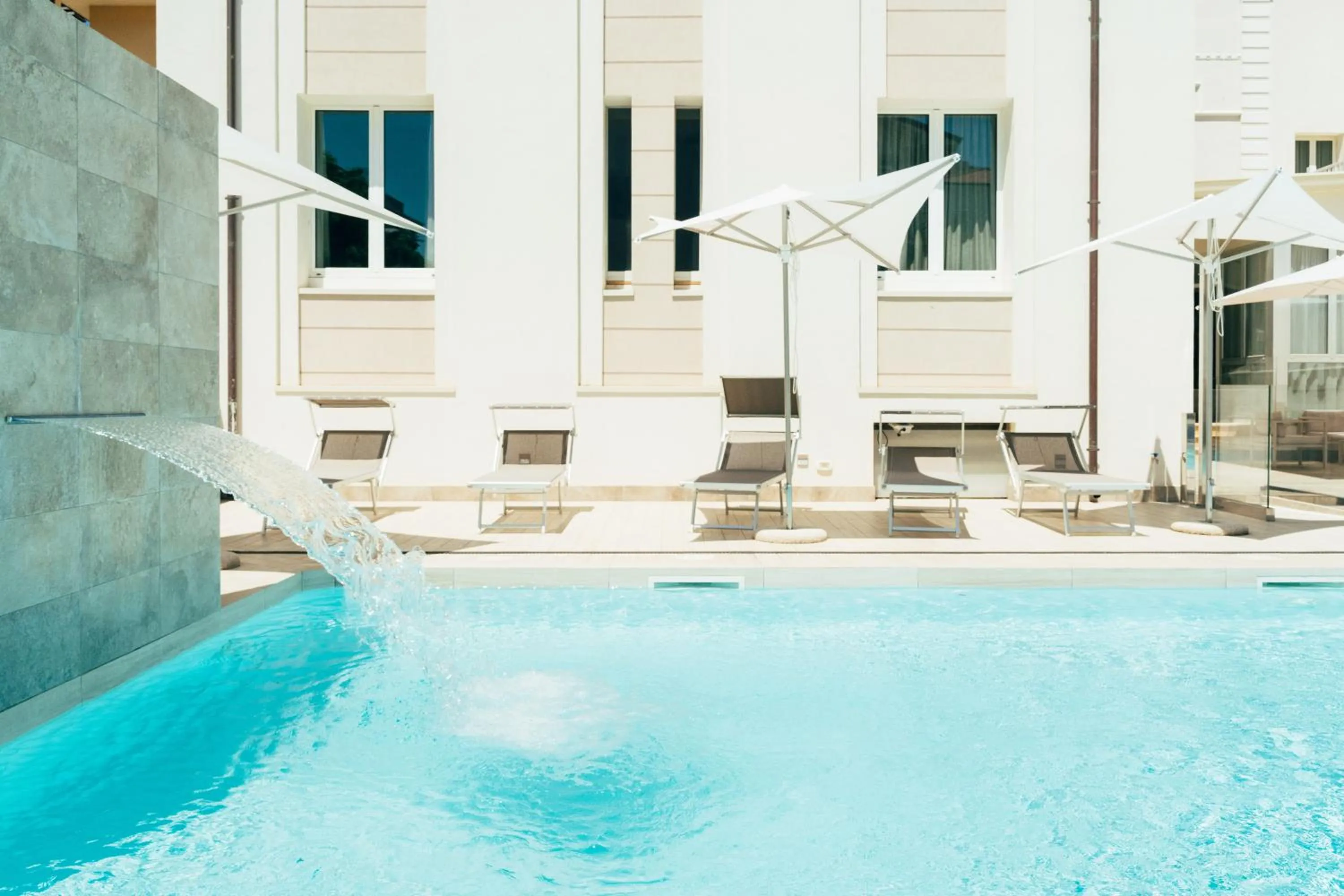 Swimming pool in Hotel Regina Elena 57 & Oro Bianco SPA