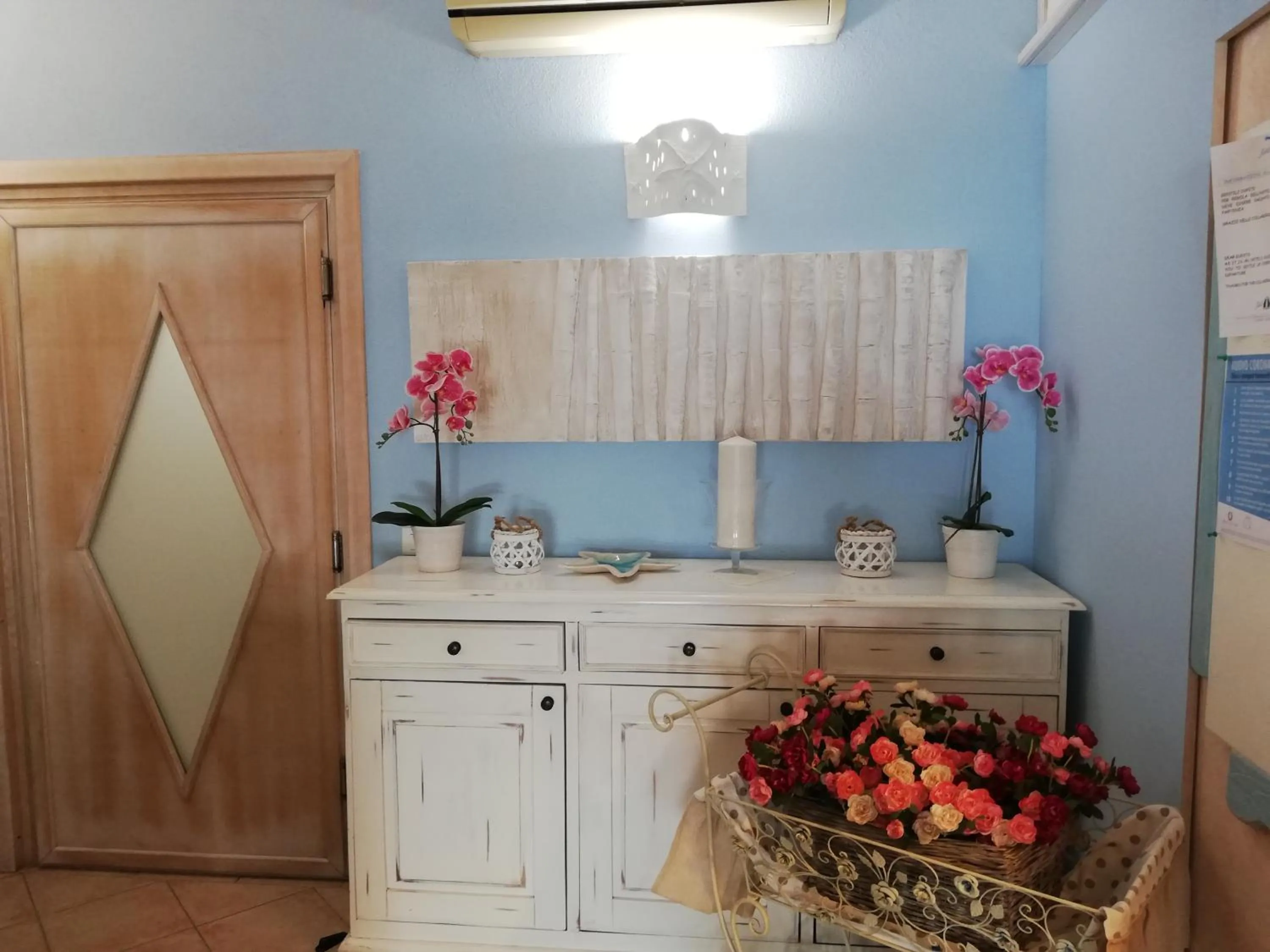 Lobby or reception in Hotel Tabby