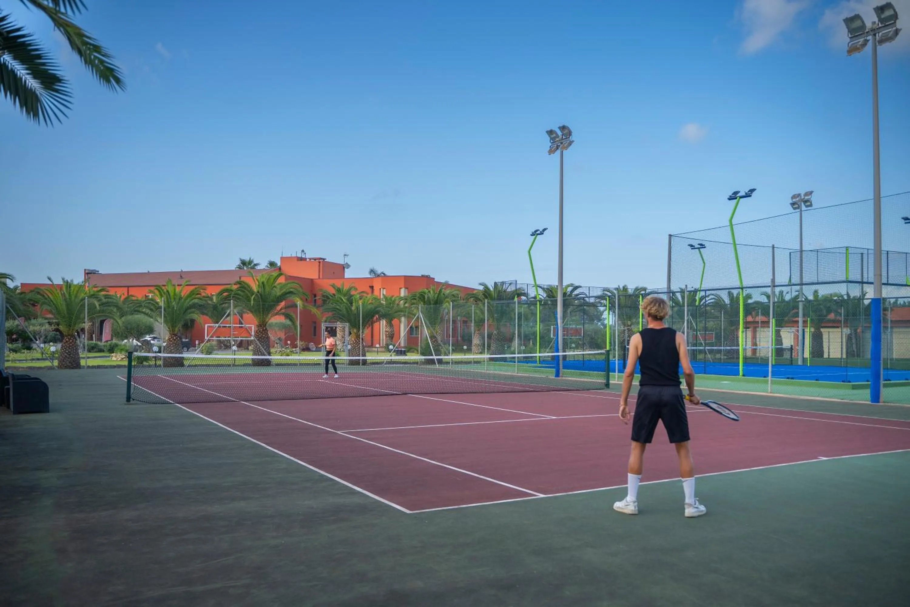 Tennis court in VOI Baia di Tindari Resort
