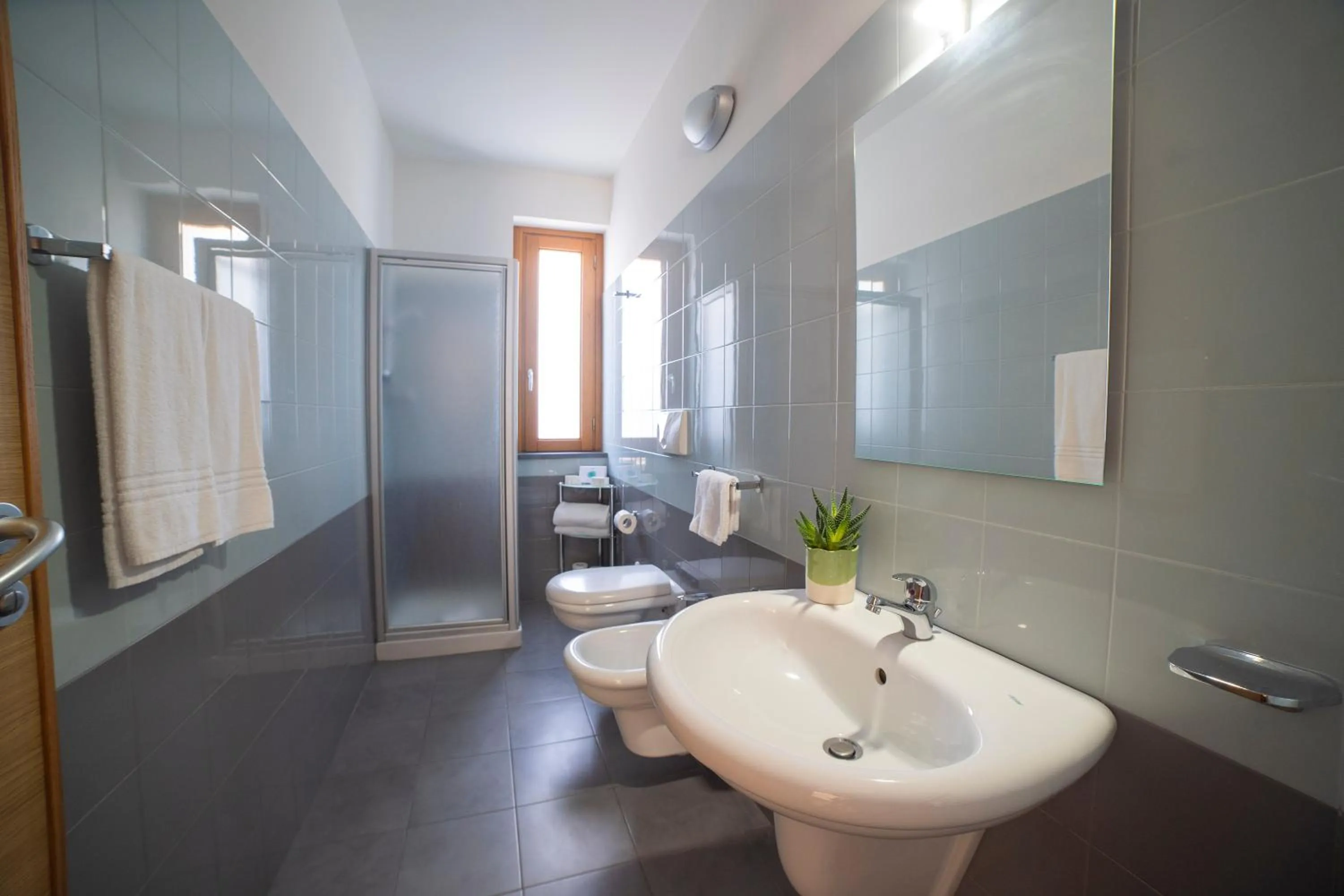 Bathroom in VOI Baia di Tindari Resort