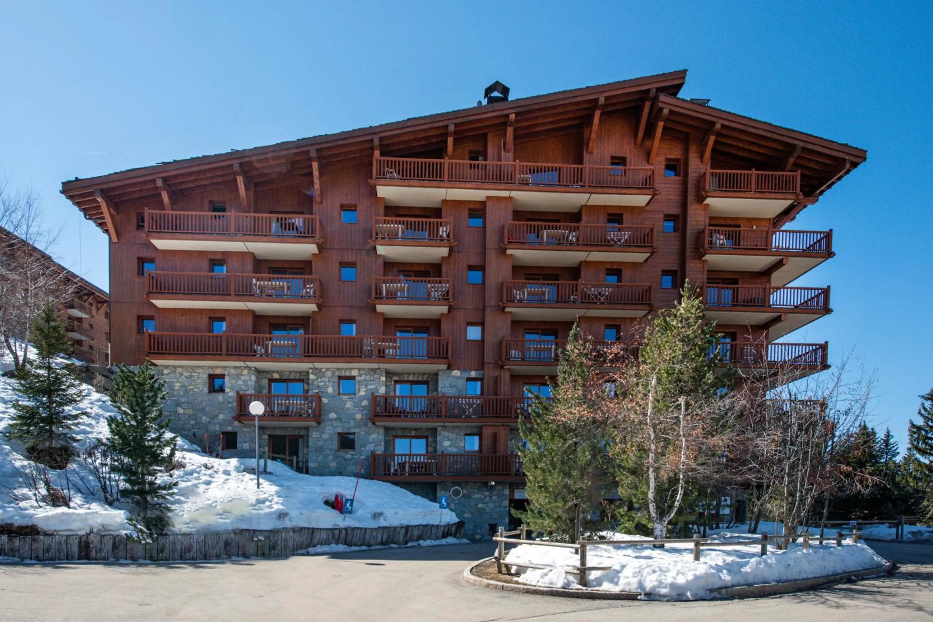 Property building in Résidence Pierre & Vacances Premium Le Roselend