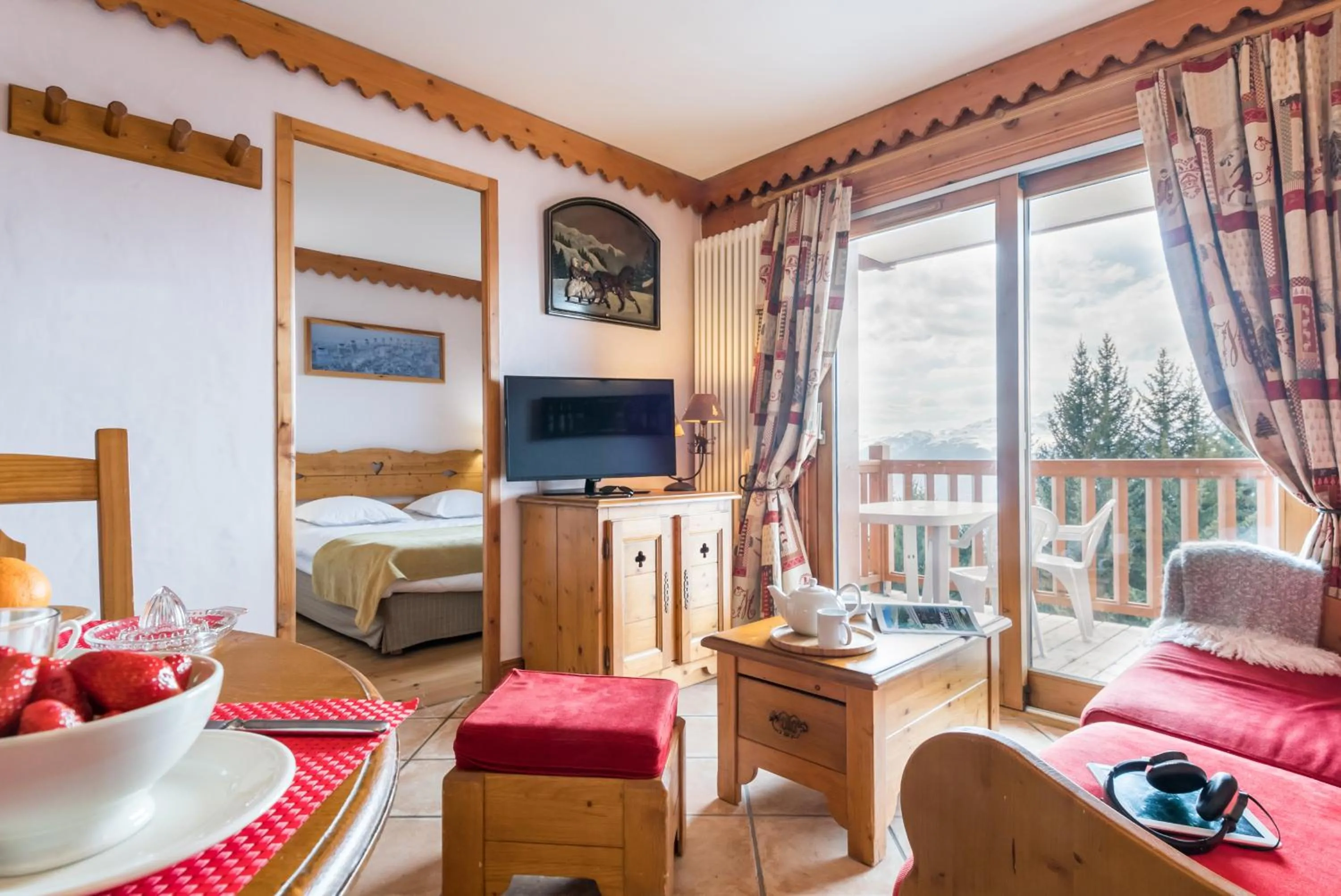 Communal lounge/ TV room in Résidence Pierre & Vacances Premium Le Roselend