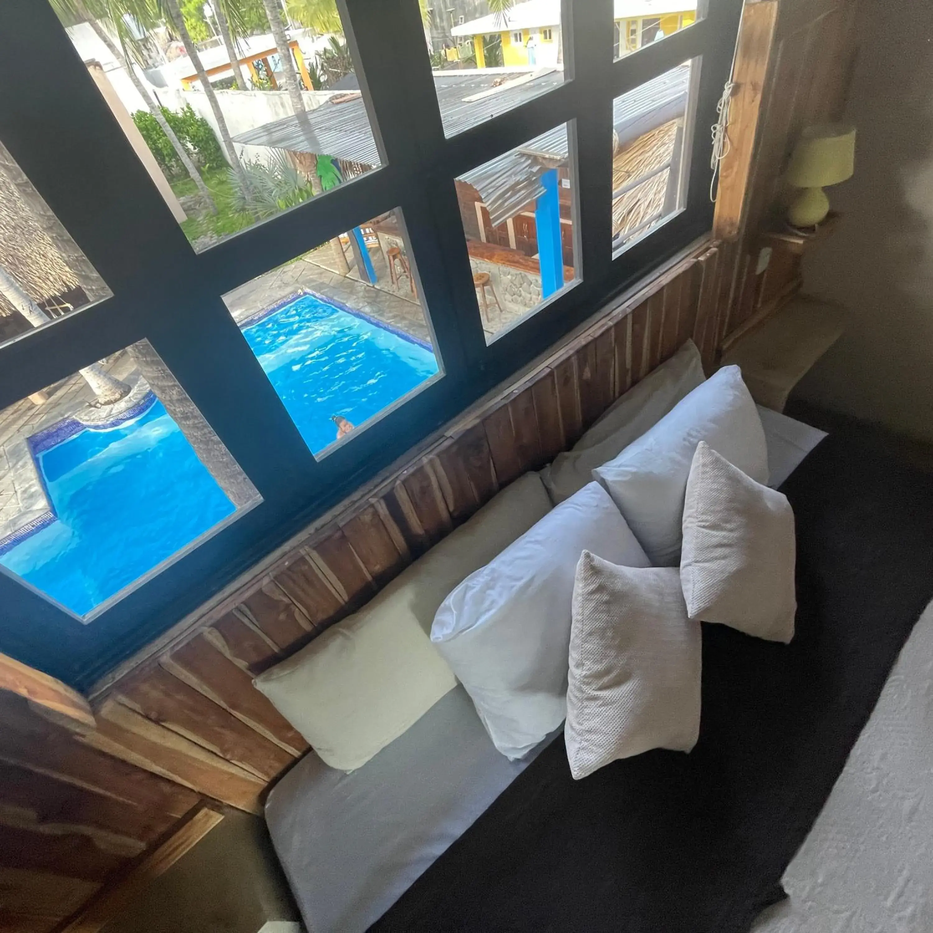 Deluxe Suite with Sea View in Johnnys Place Hotel Deluxe Suite with Sea View in Johnnys Place Hotel