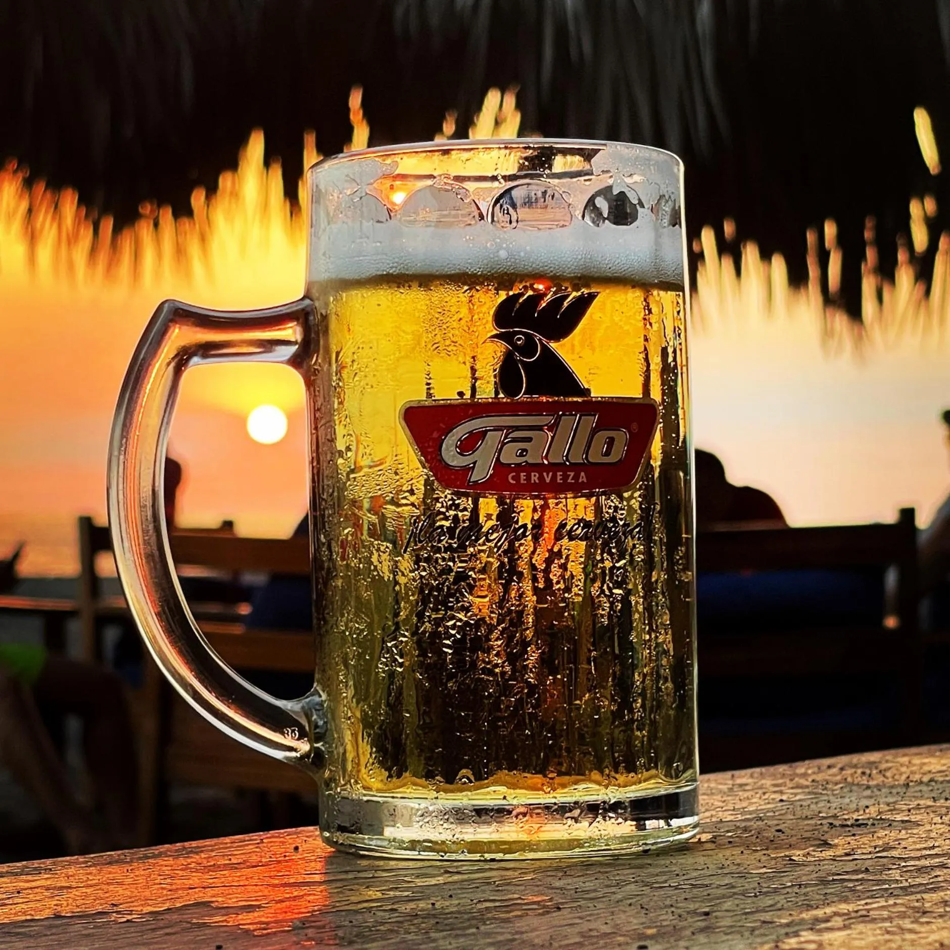 Sunset in Johnnys Place Hotel