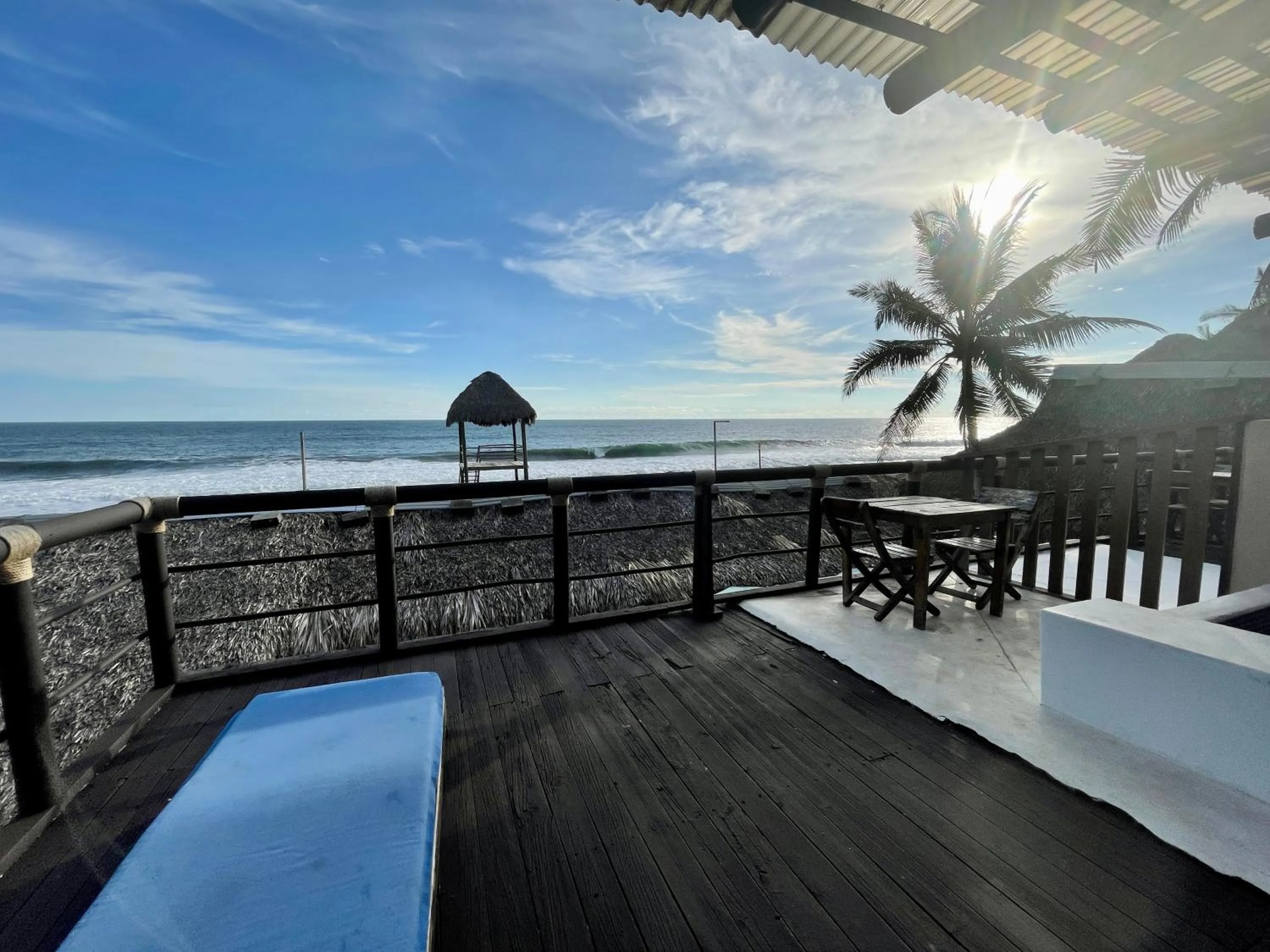 Sea view in Johnnys Place Hotel