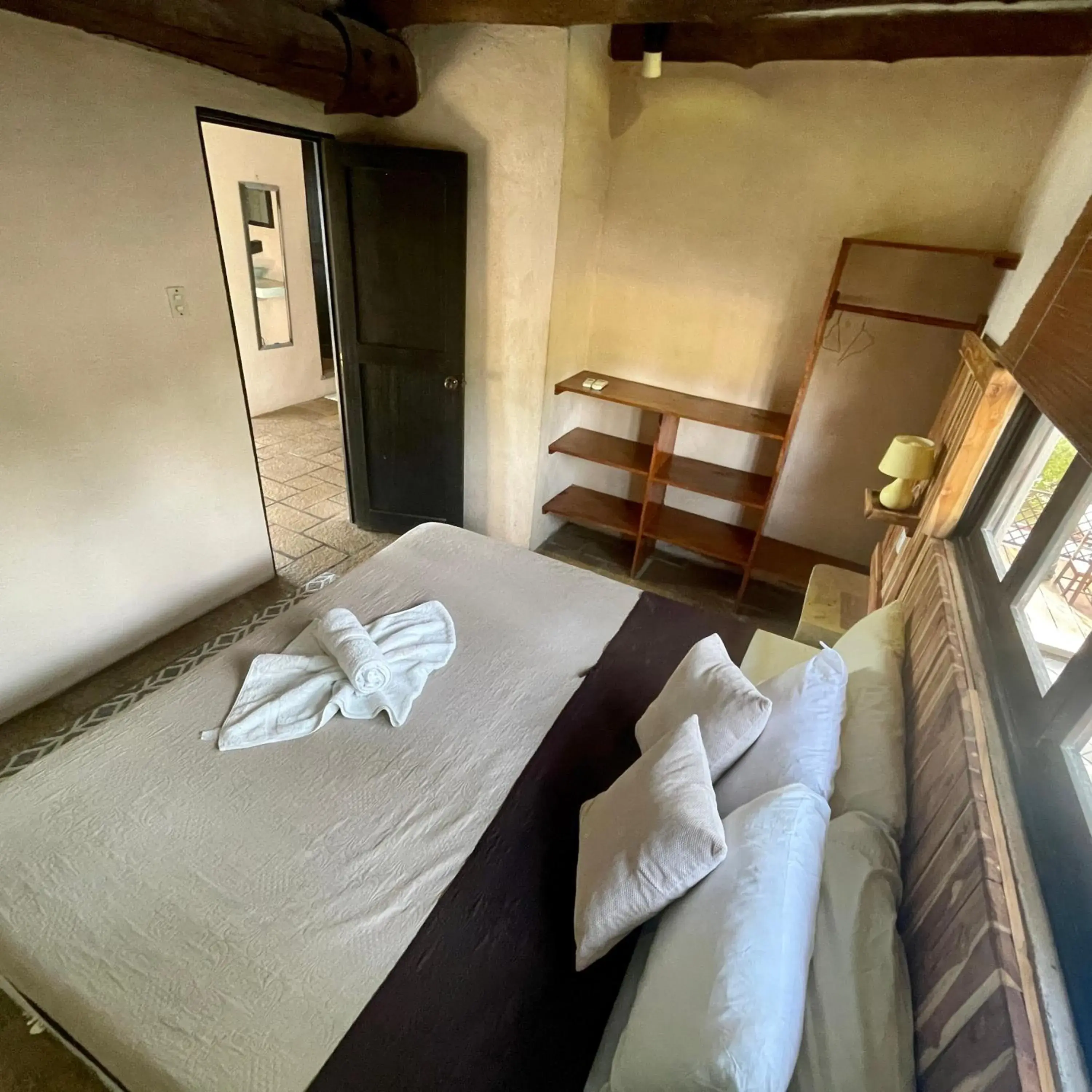 Deluxe Suite with Sea View in Johnnys Place Hotel Deluxe Suite with Sea View in Johnnys Place Hotel