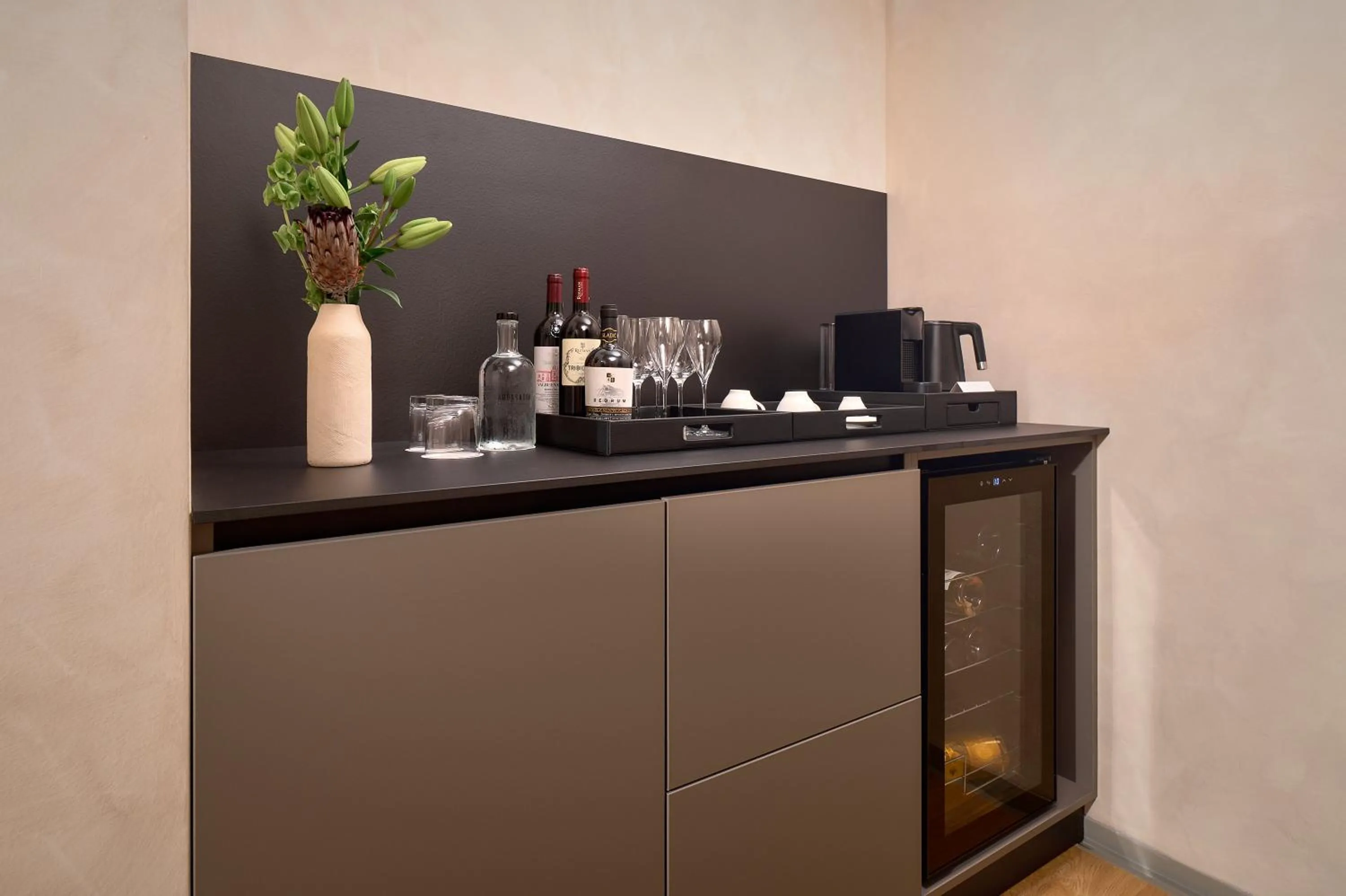 Coffee/tea facilities in Hotel Ambasador