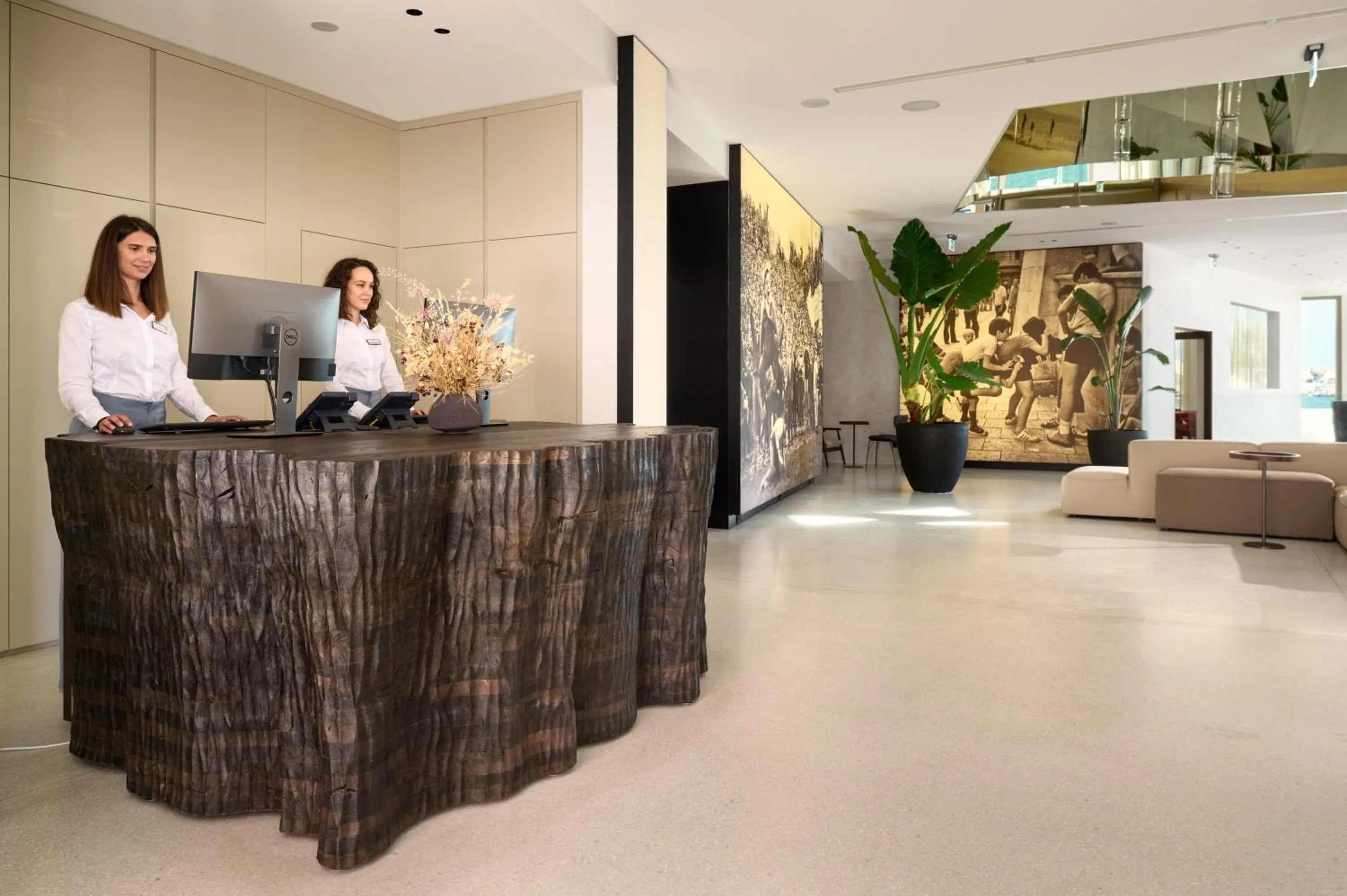 Lobby or reception in Hotel Ambasador