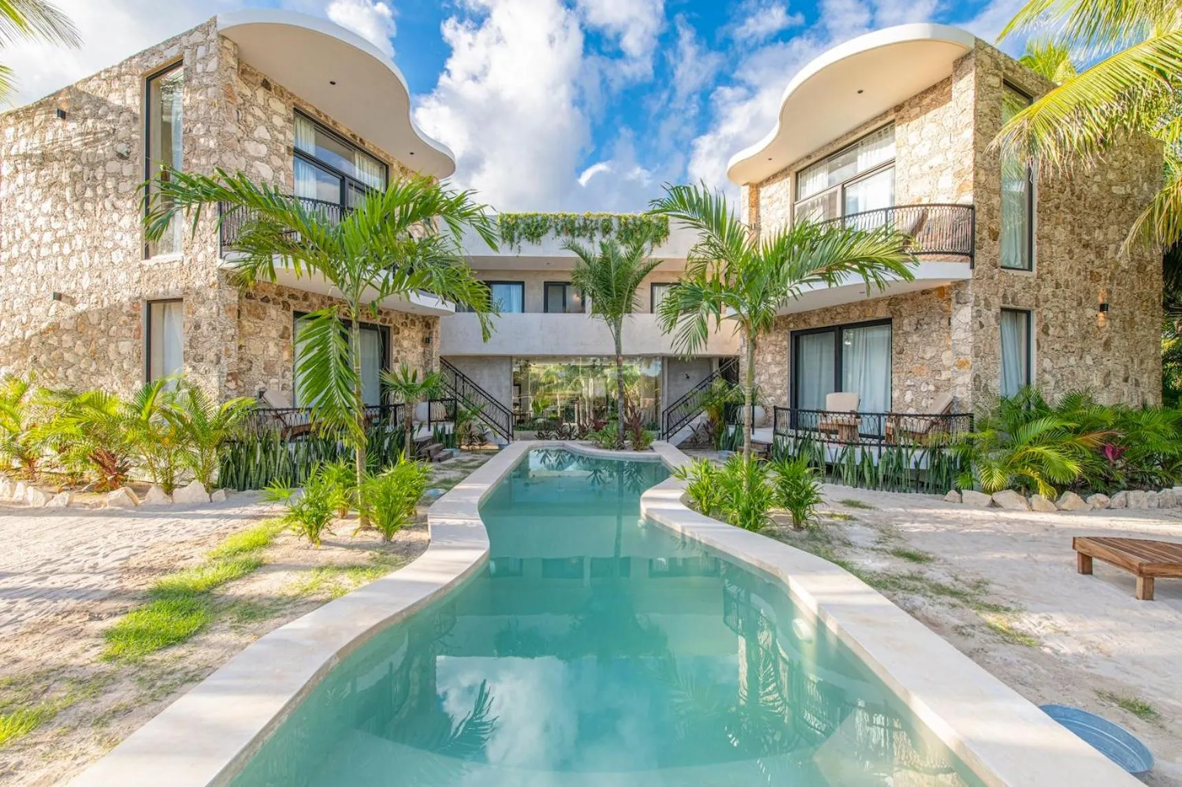 Property building in Cucu Hotel El Cuyo