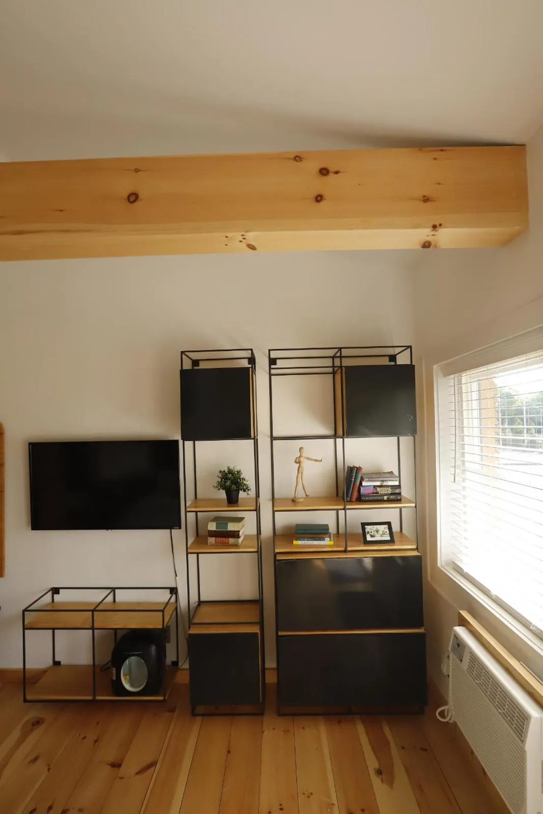 TV and multimedia in The Vine on Main