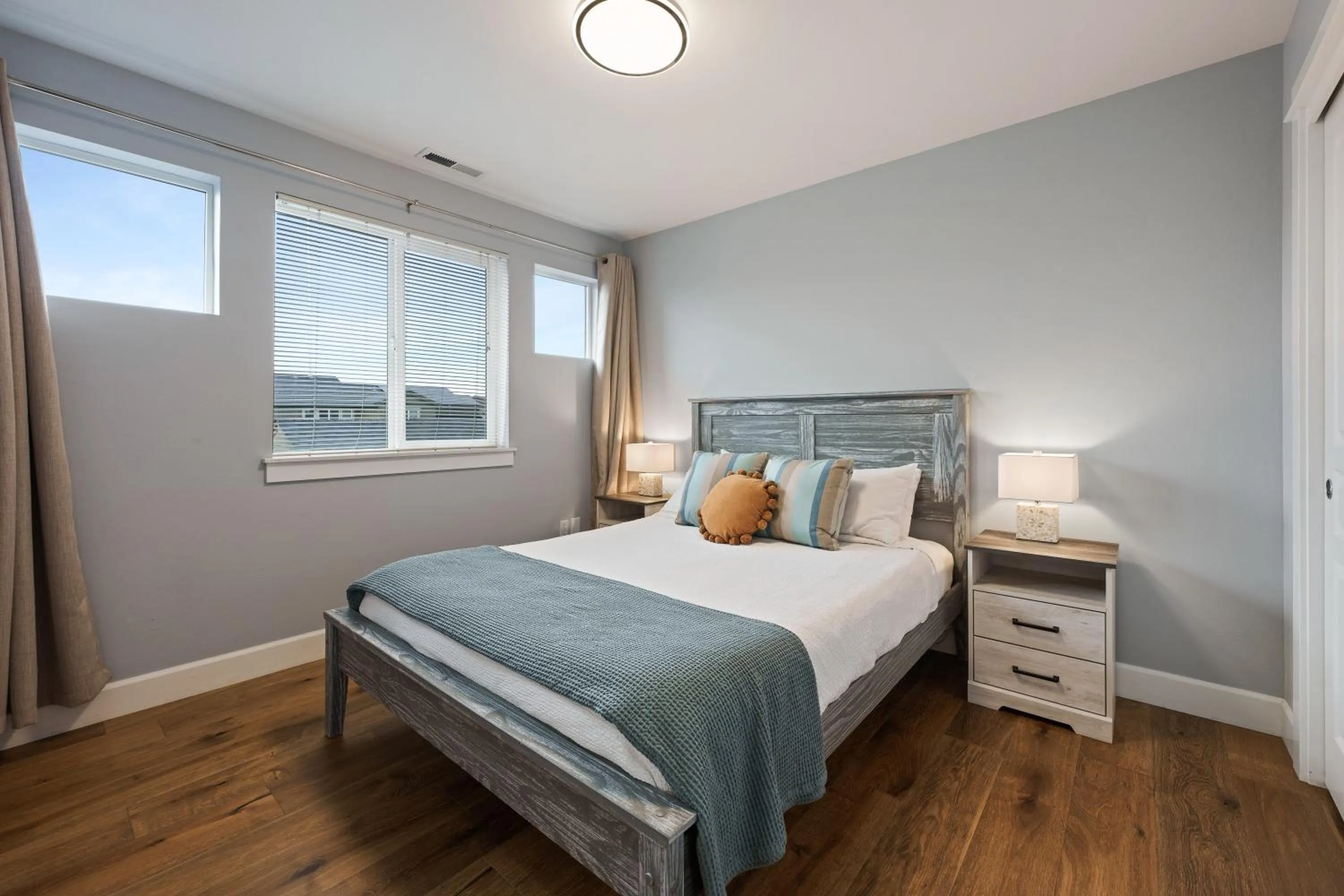 Bed in Tranquility on the Bluffs townhouse