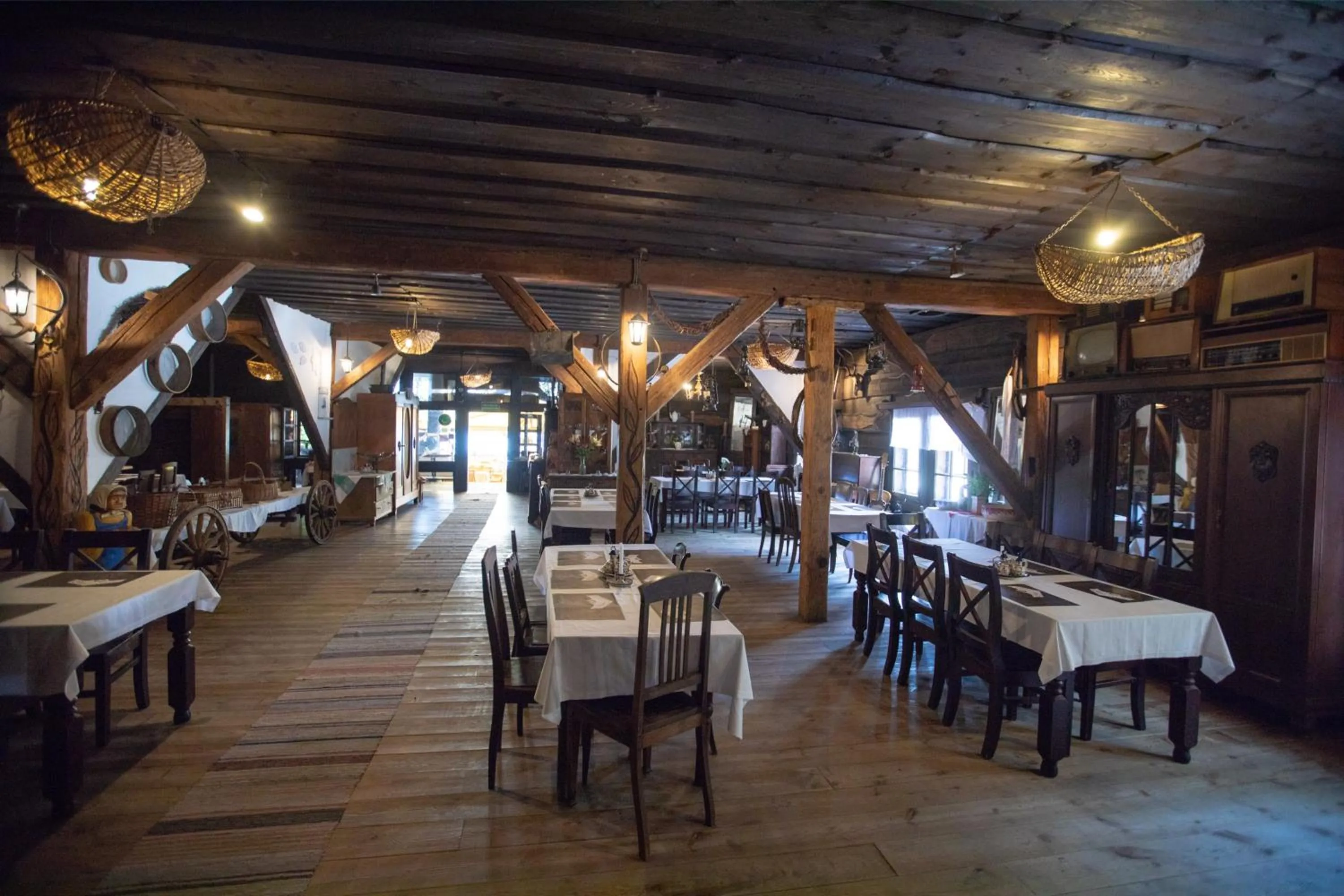 Restaurant/places to eat in Gospoda pod Czarnym Łabędziem