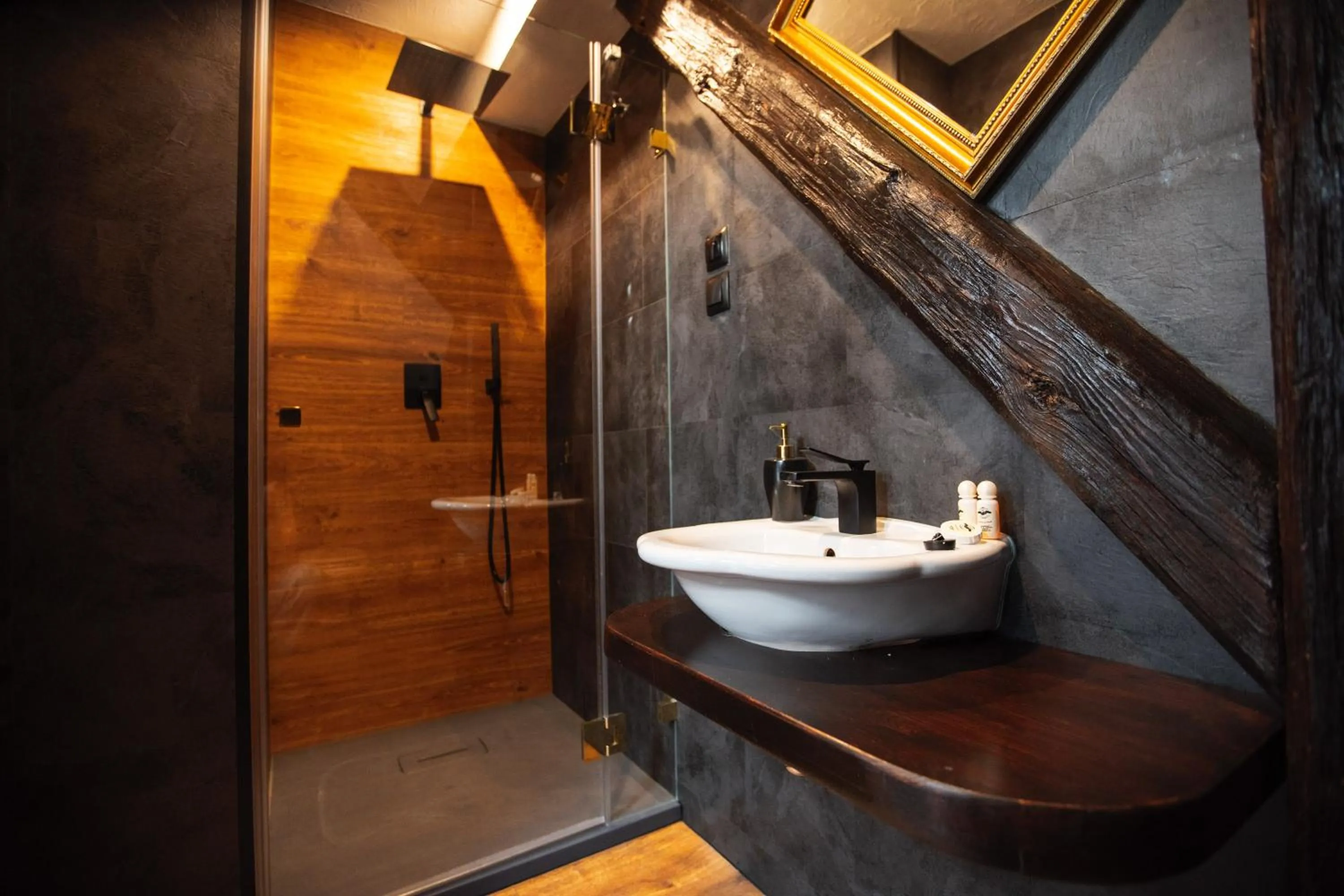 Photo of the whole room in Gospoda pod Czarnym Łabędziem