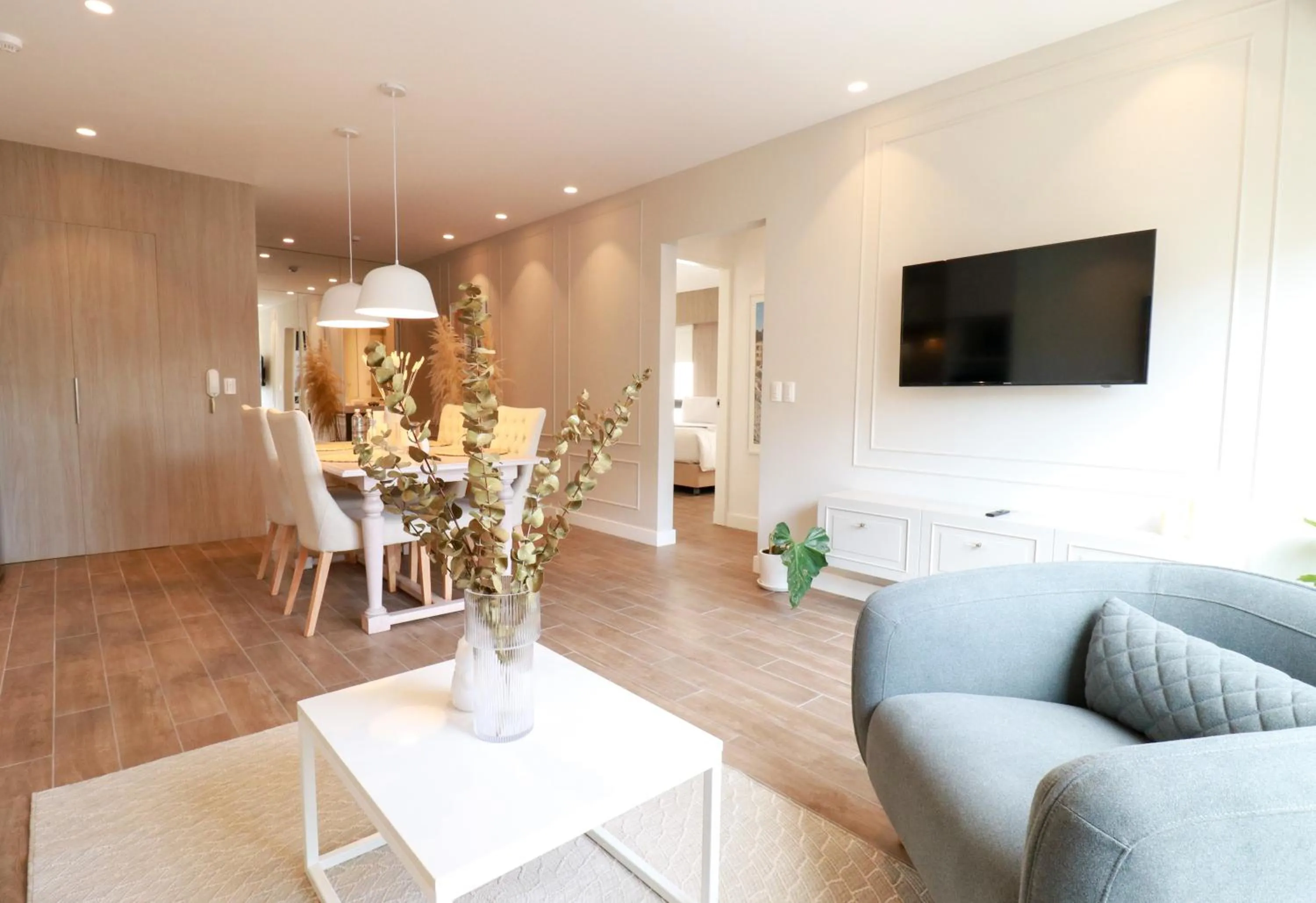 TV and multimedia in SoHo by Wynwood House