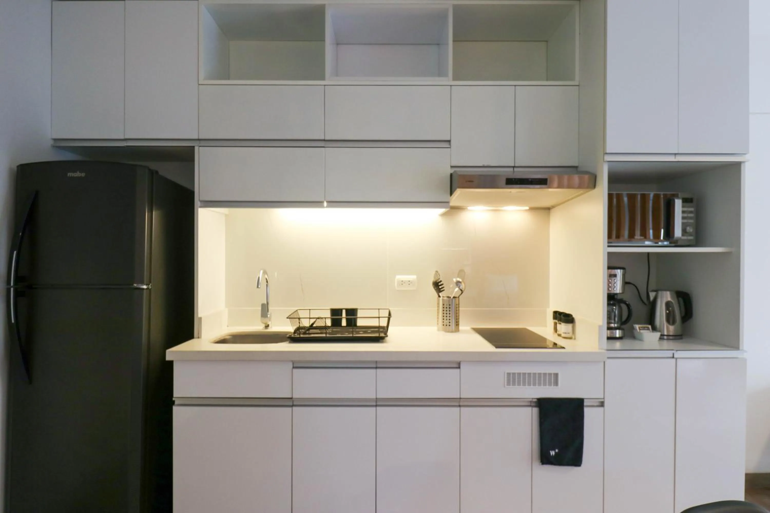 Kitchen or kitchenette in SoHo by Wynwood House