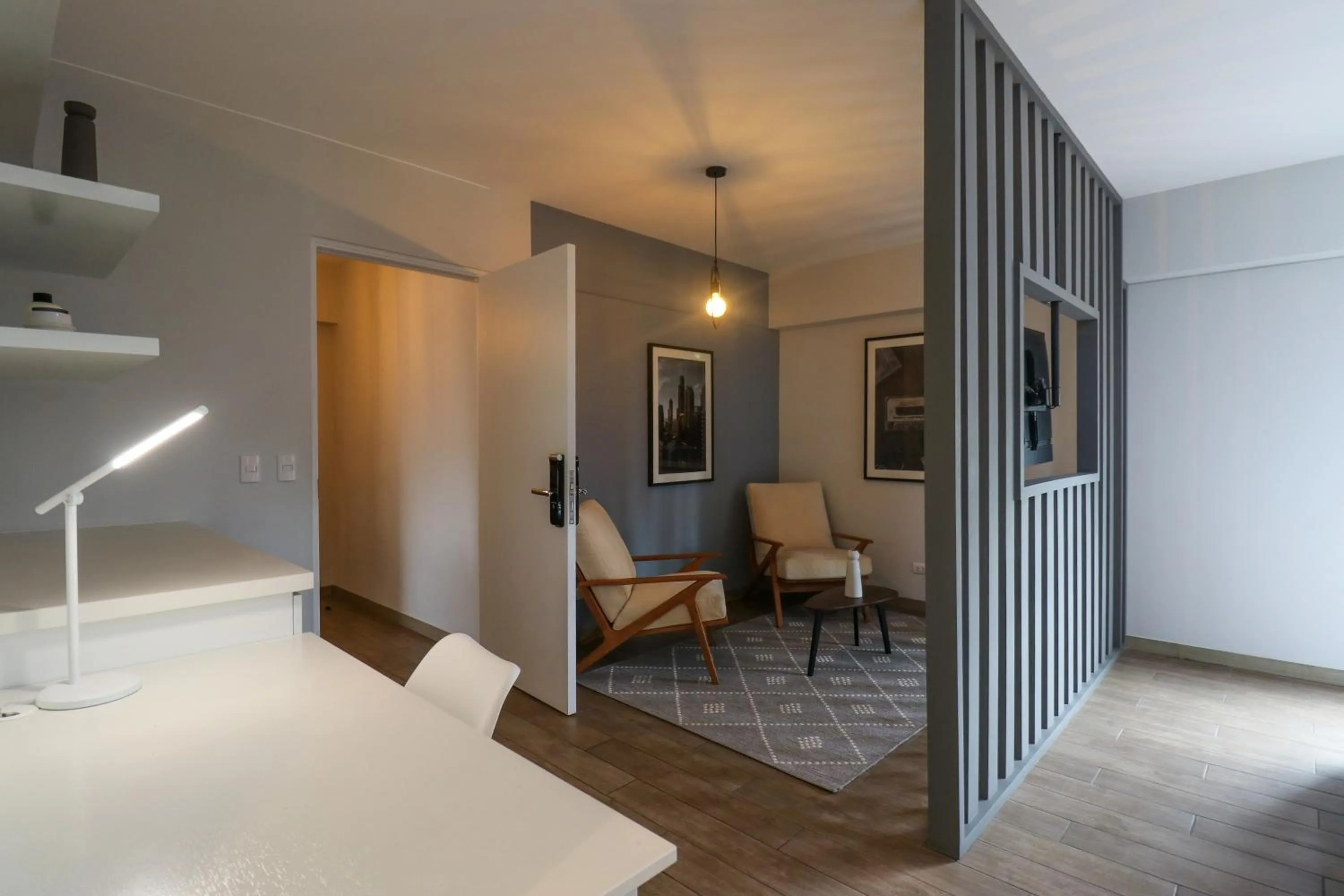 Seating area, Bed in SoHo by Wynwood House