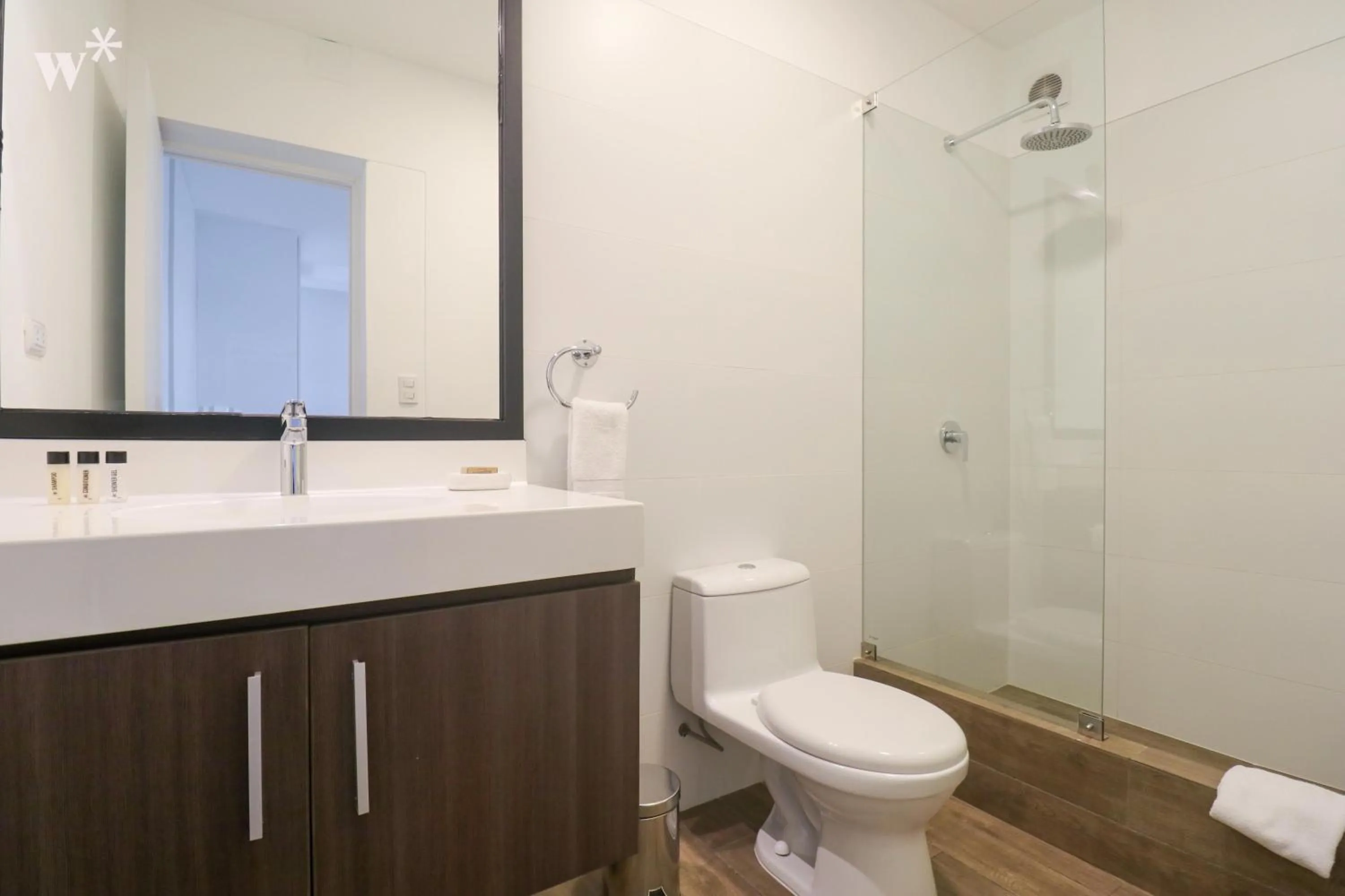 Bathroom in Wynwood Berlin in Miraflores