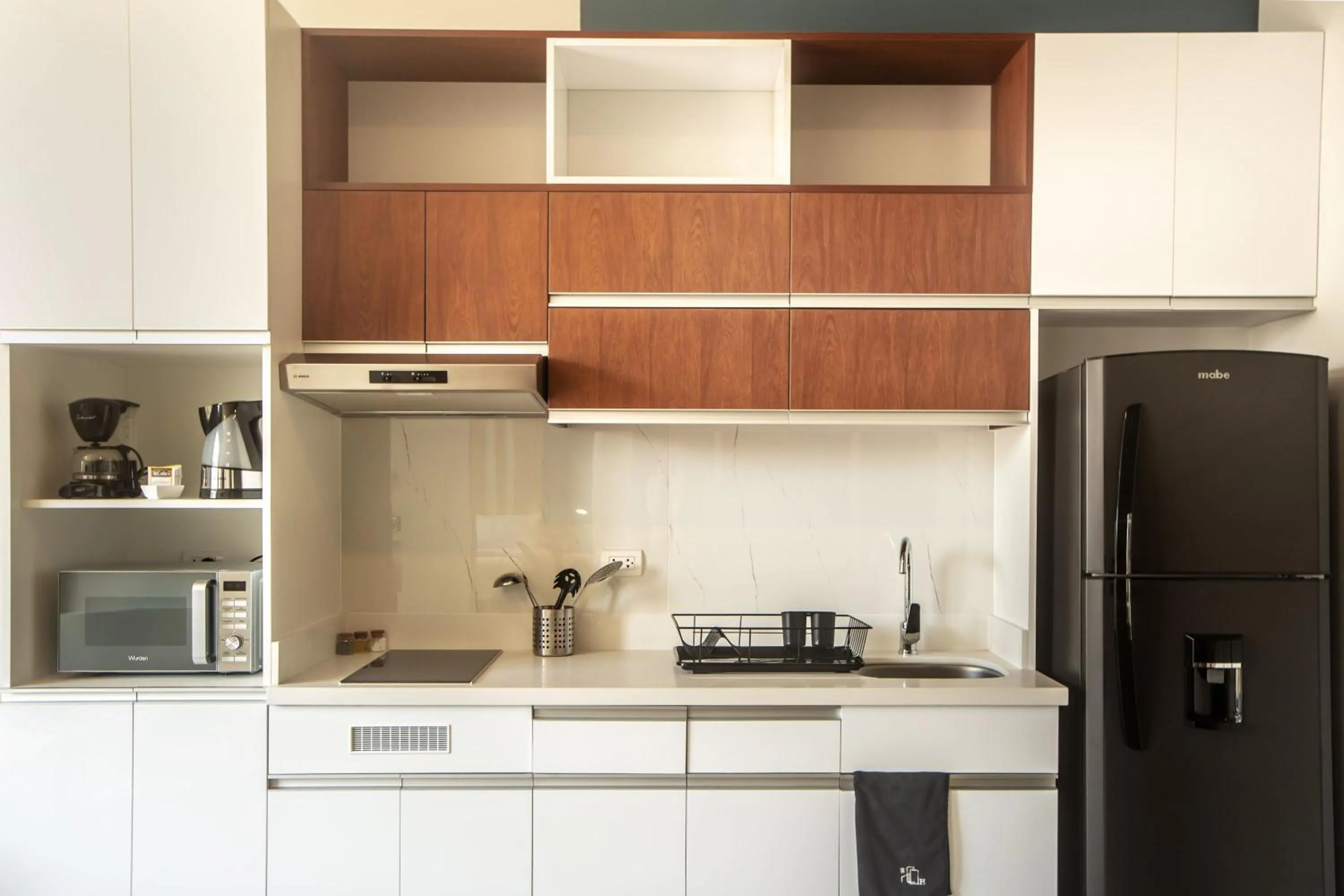 Kitchen or kitchenette in Wynwood Berlin in Miraflores