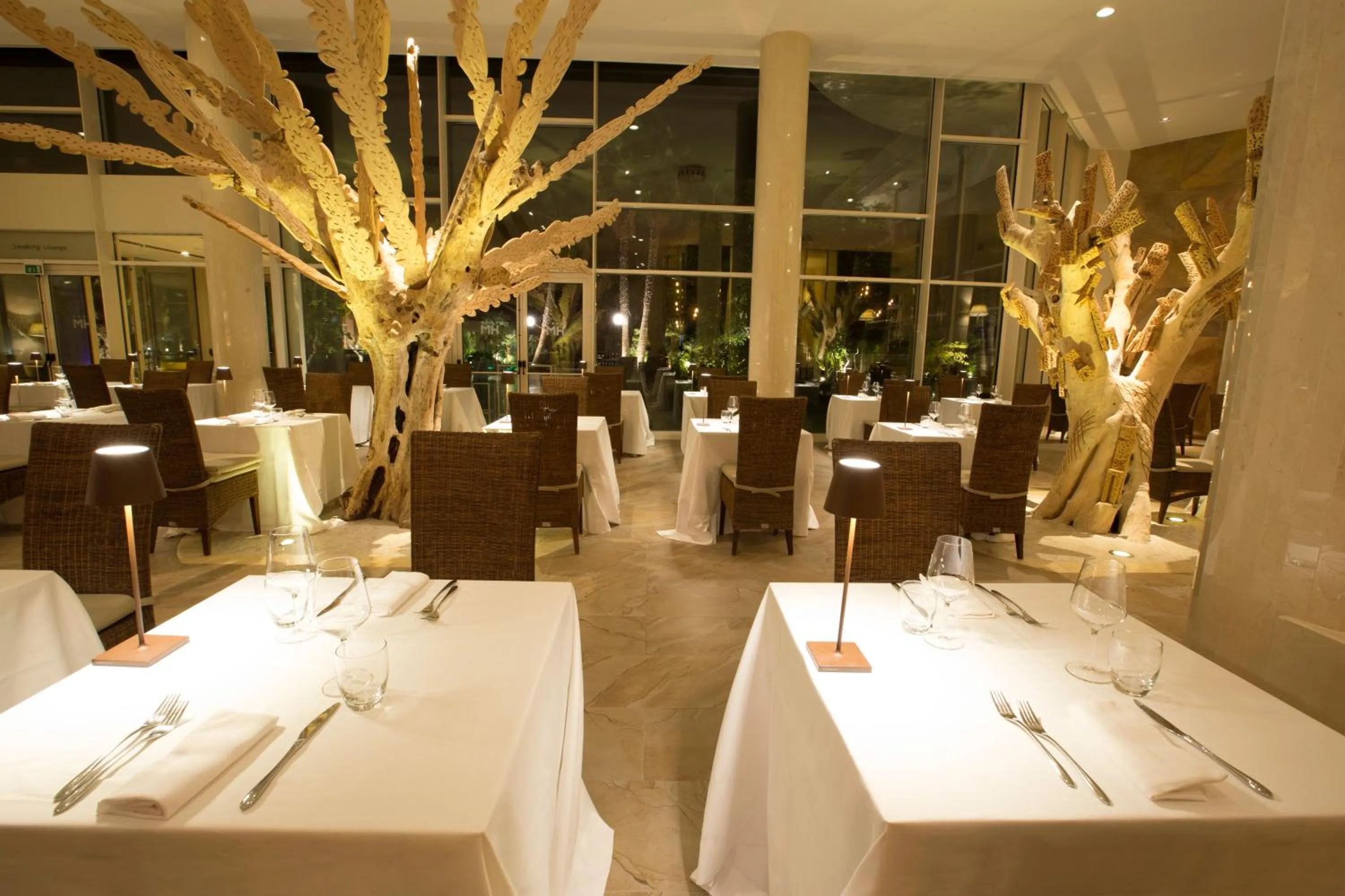 Restaurant/places to eat in UNA HOTELS MH Matera