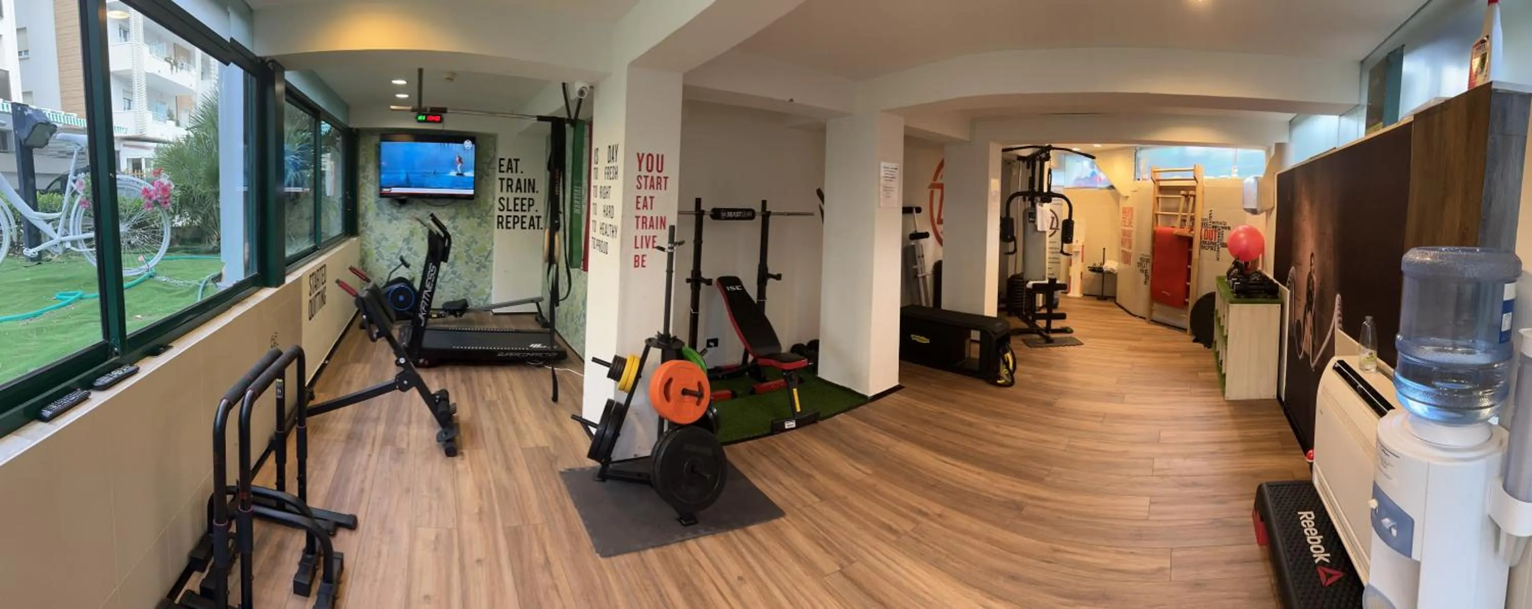 Fitness centre/facilities in Hotel Montecarlo - Vista Mare con Area Fitness