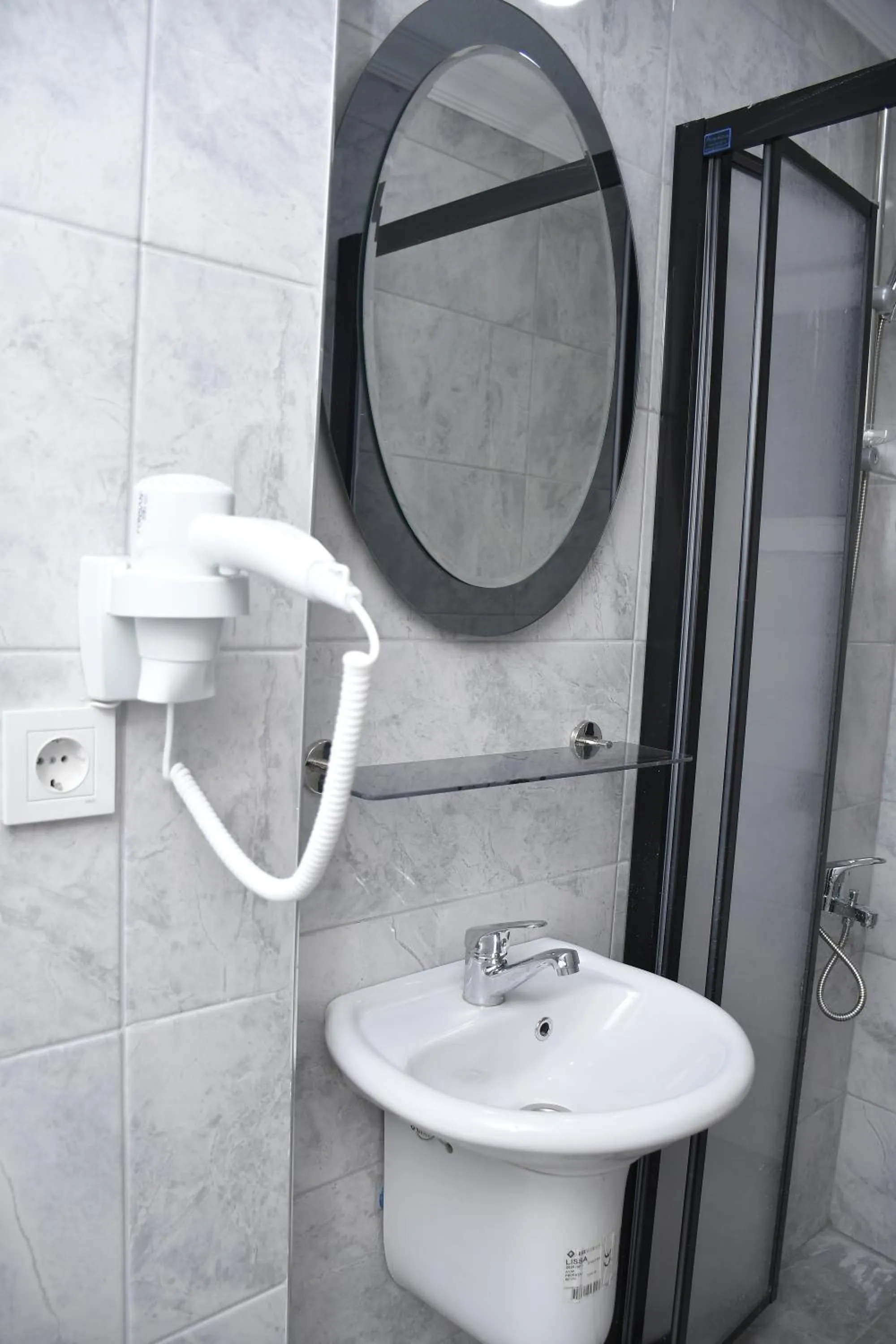 Bathroom in Hotel Arinna