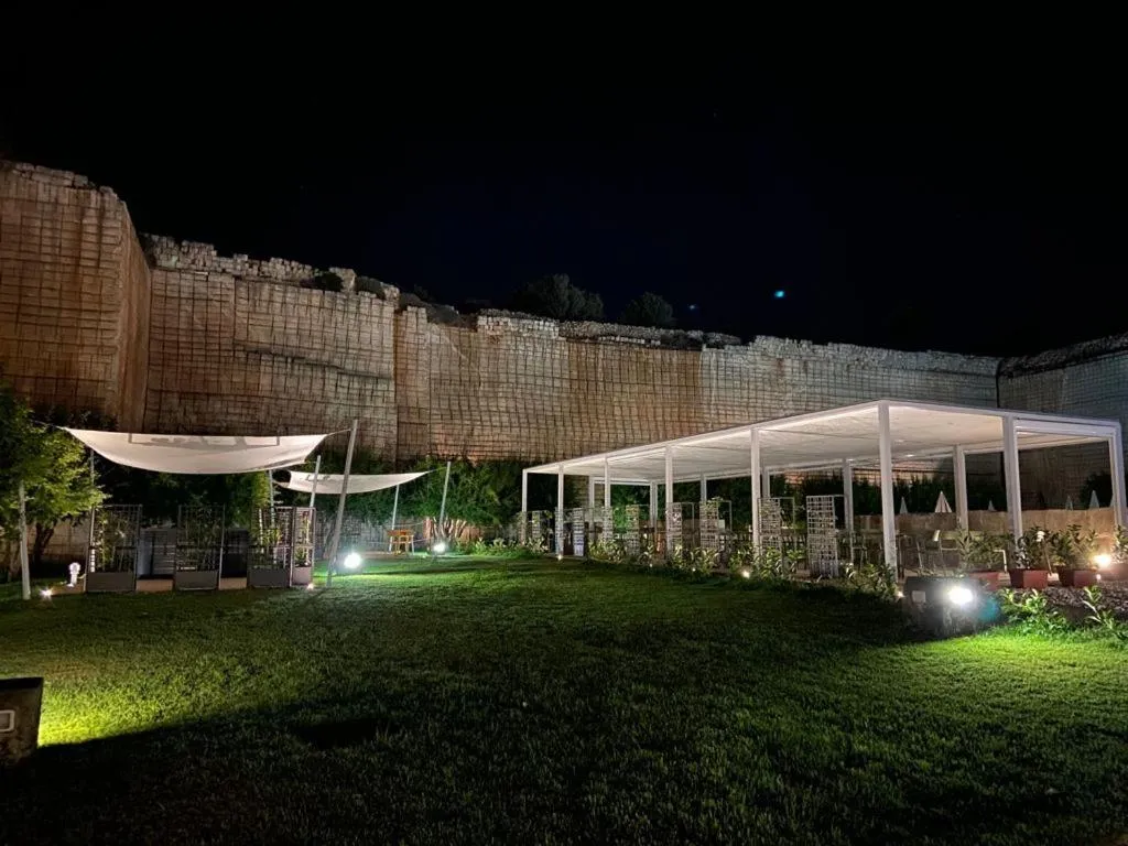 Garden in Cave Bianche Hotel