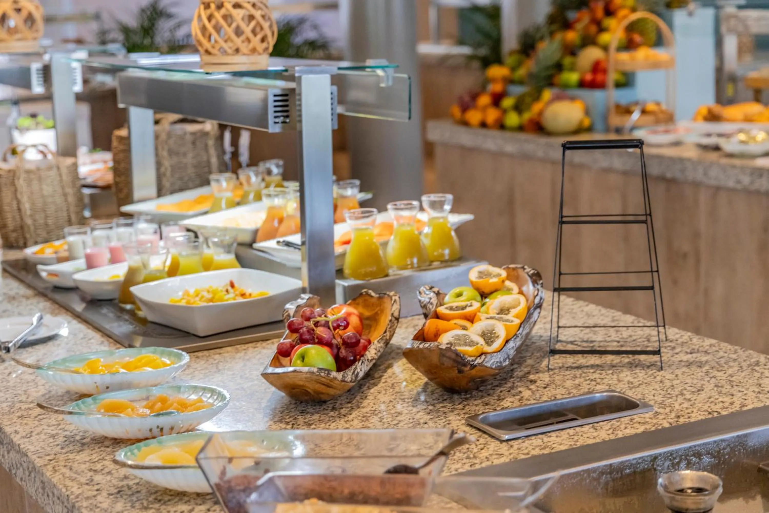 Food in Grand Sirenis San Andres