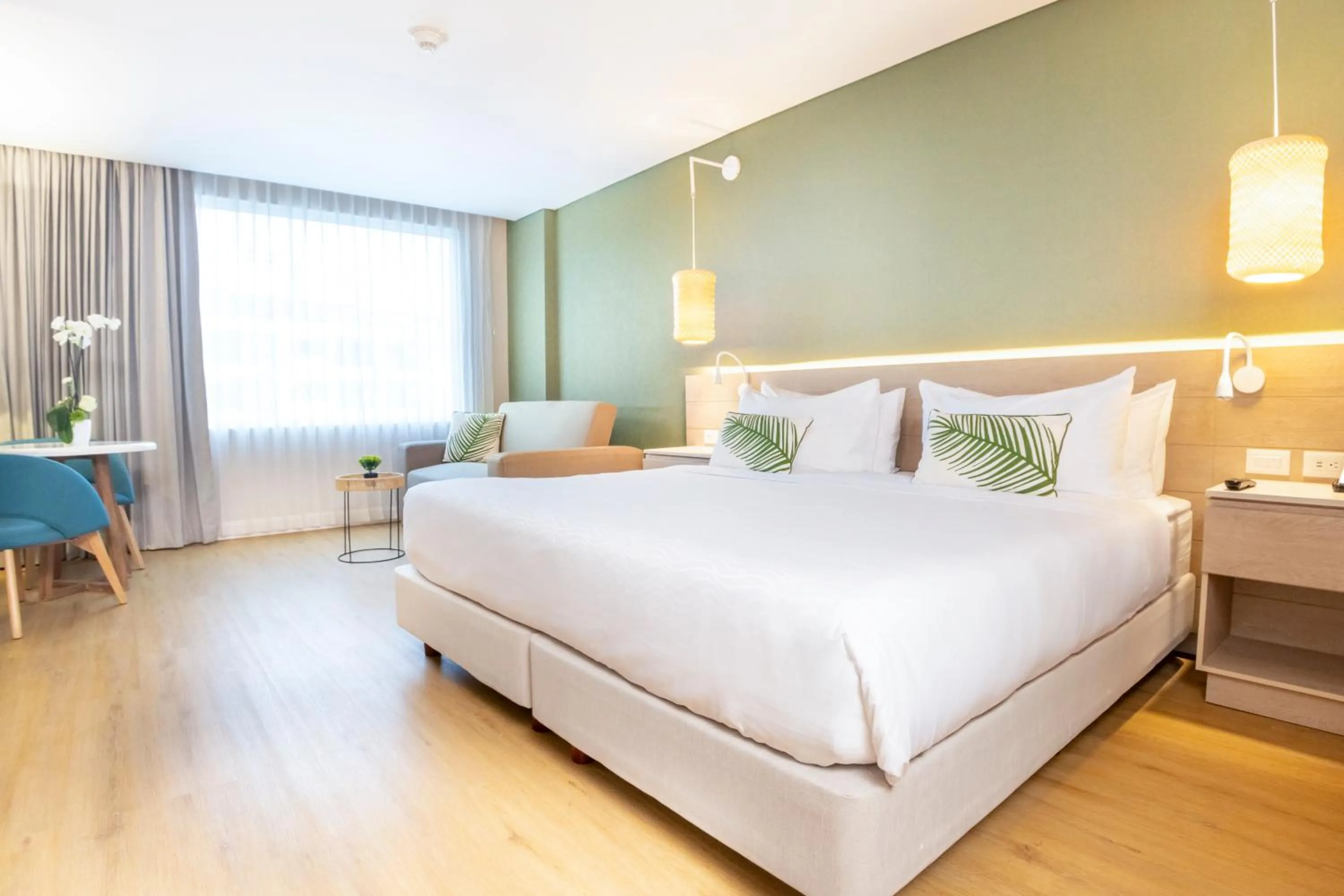 Photo of the whole room, Bed in Grand Sirenis San Andres