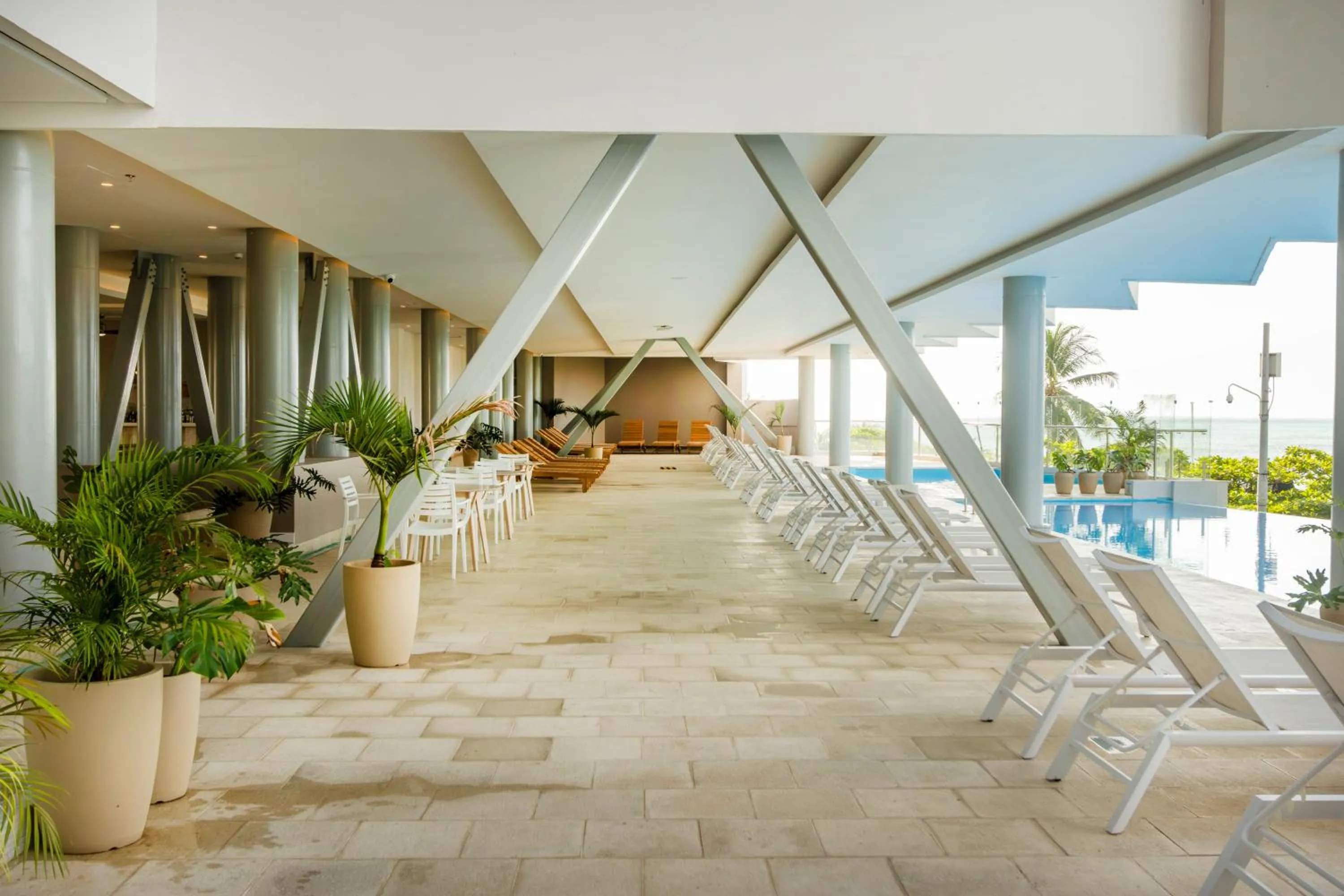 Swimming pool in Grand Sirenis San Andres