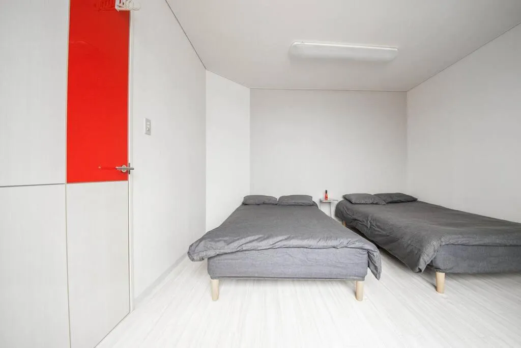 Bed in ROADSIDE House