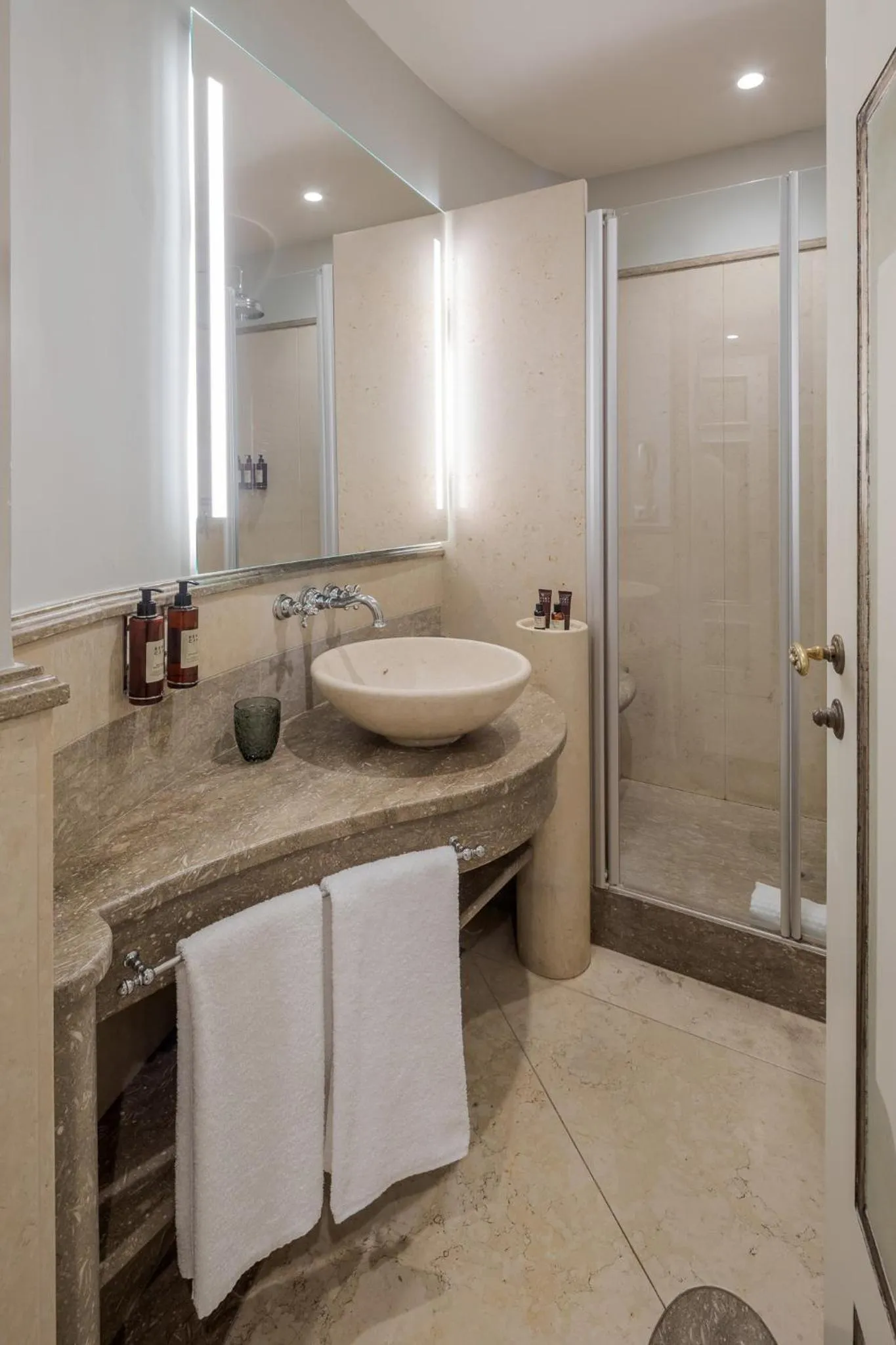 Donna Camilla Savelli - VRetreats