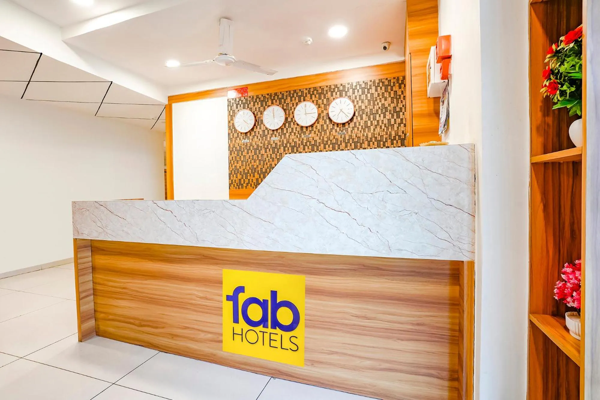 Lobby or reception in FabHotel Silver Inn