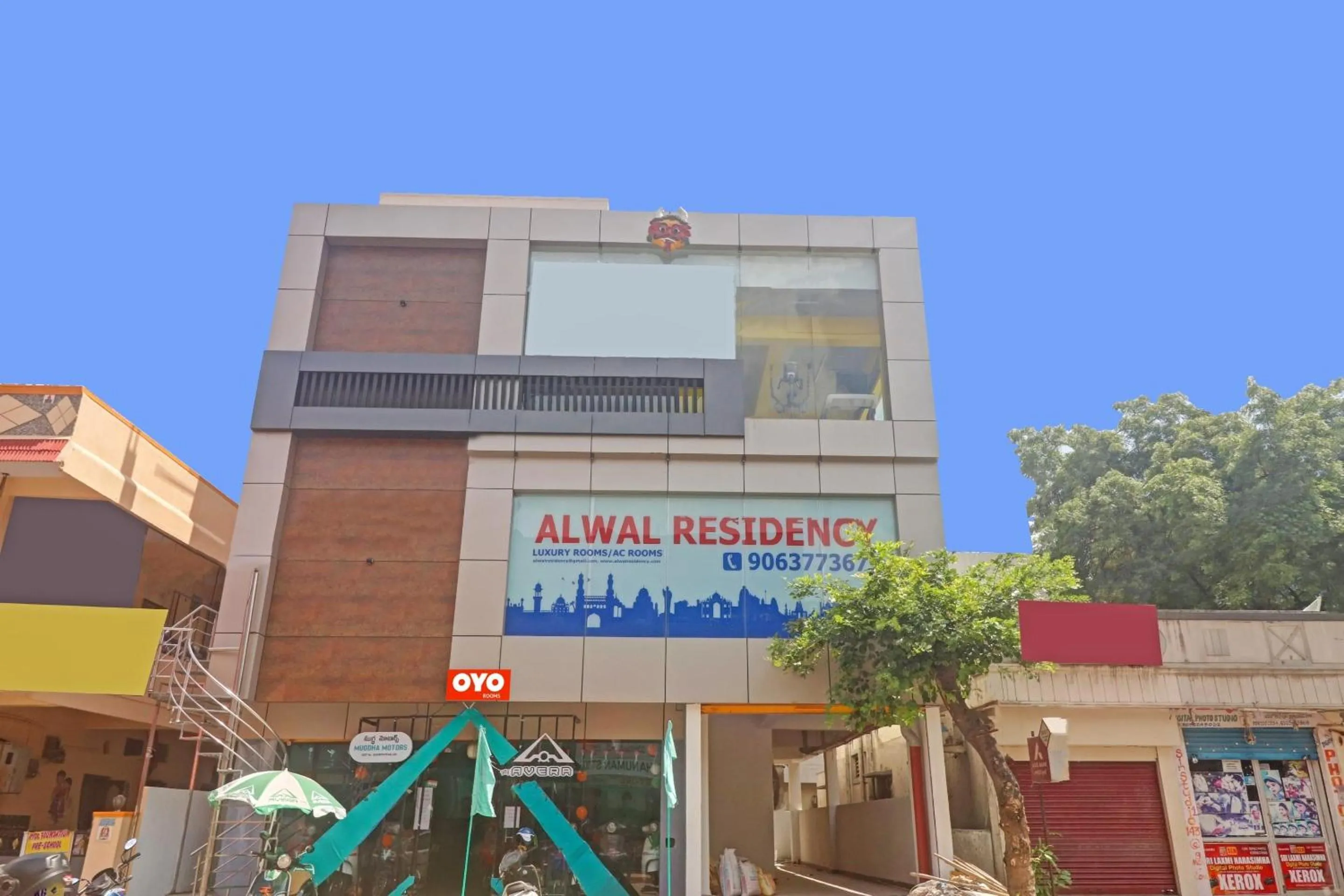 Facade/entrance in Super OYO 93463 Alwal Residency