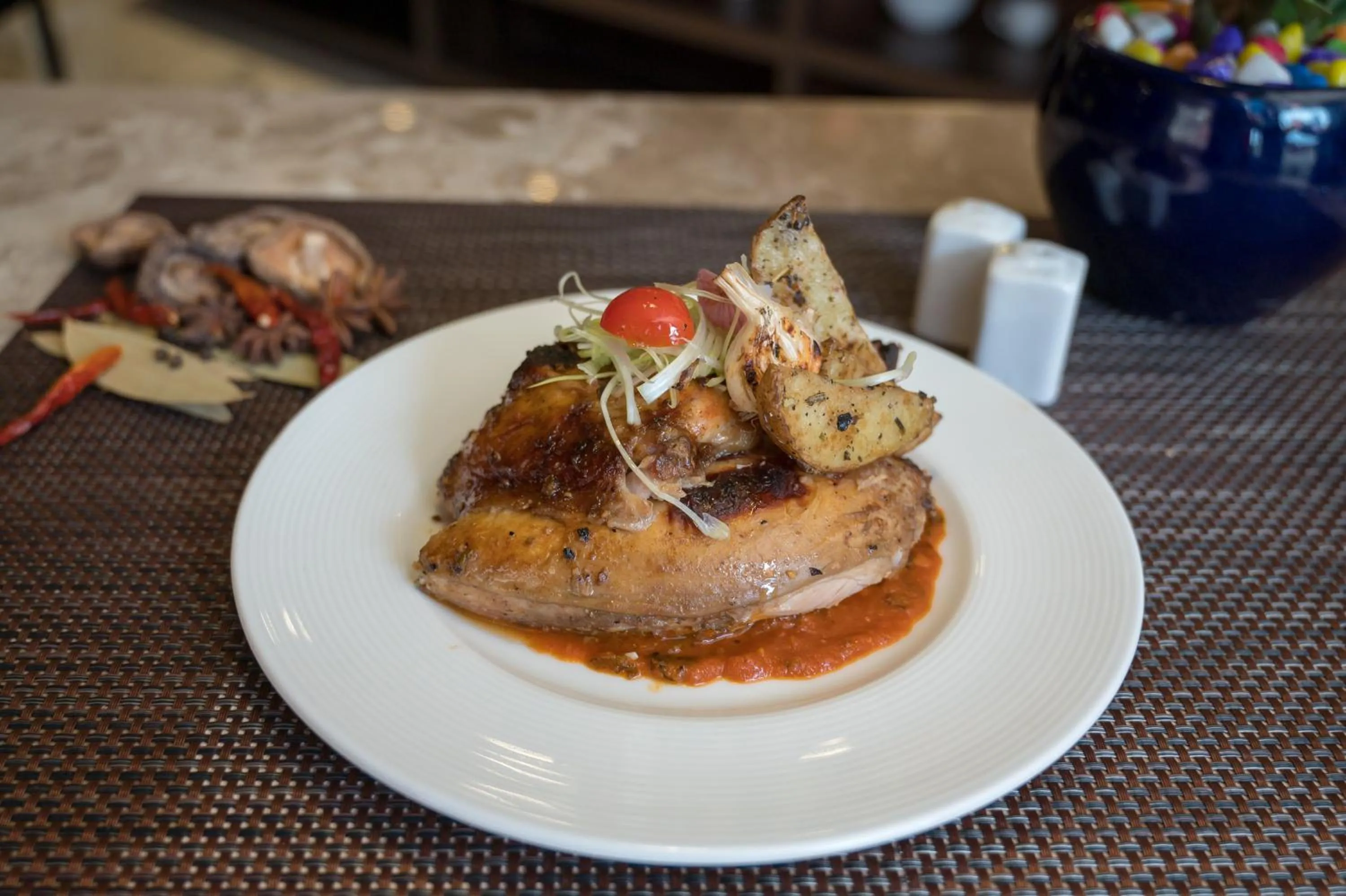 Food in Golden Retreat